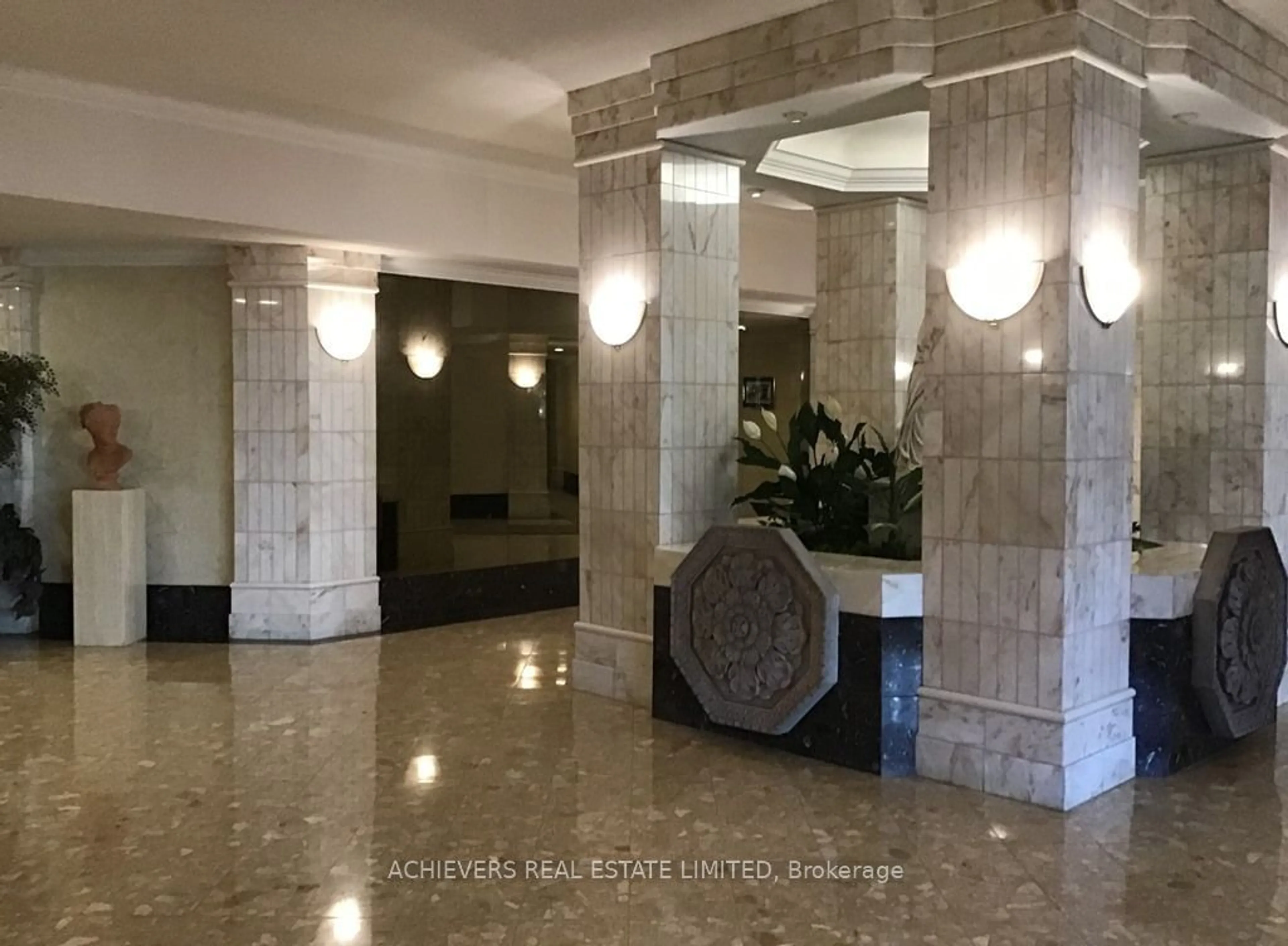 Indoor lobby, ceramic floors for 10 Guildwood Pkwy #926, Toronto Ontario M1E 5B5