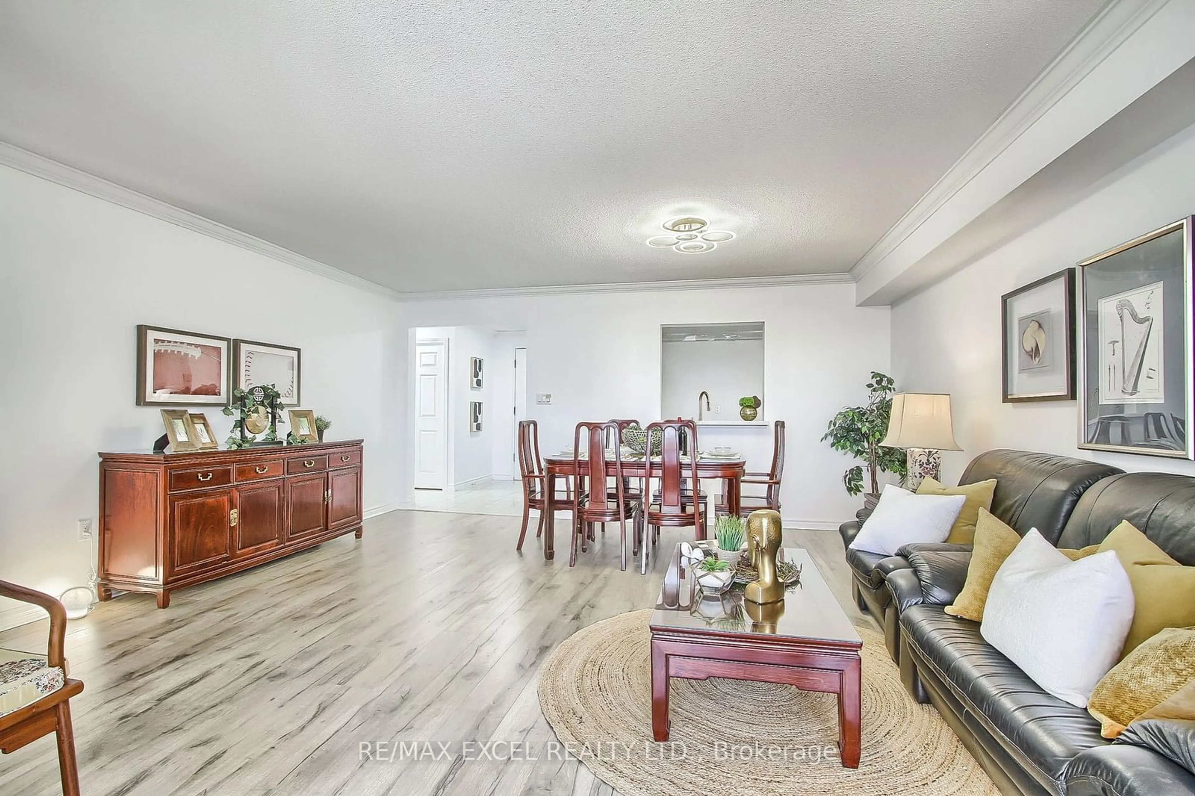 Living room, wood floors for 228 Bonis Ave #1907, Toronto Ontario M1T 3W1