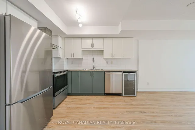 Additional property image - 25 Town Centre Crt Unit 701