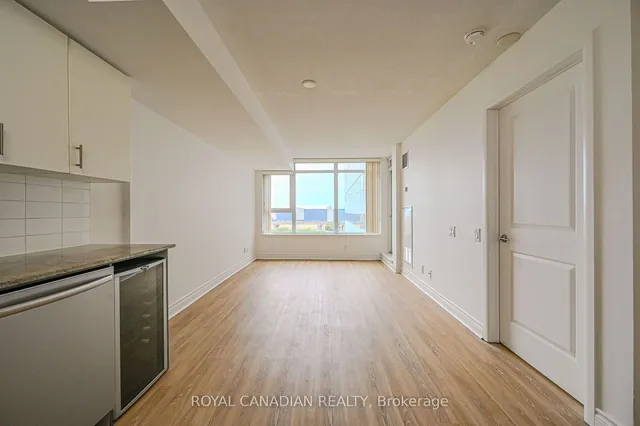Additional property image - 25 Town Centre Crt Unit 701