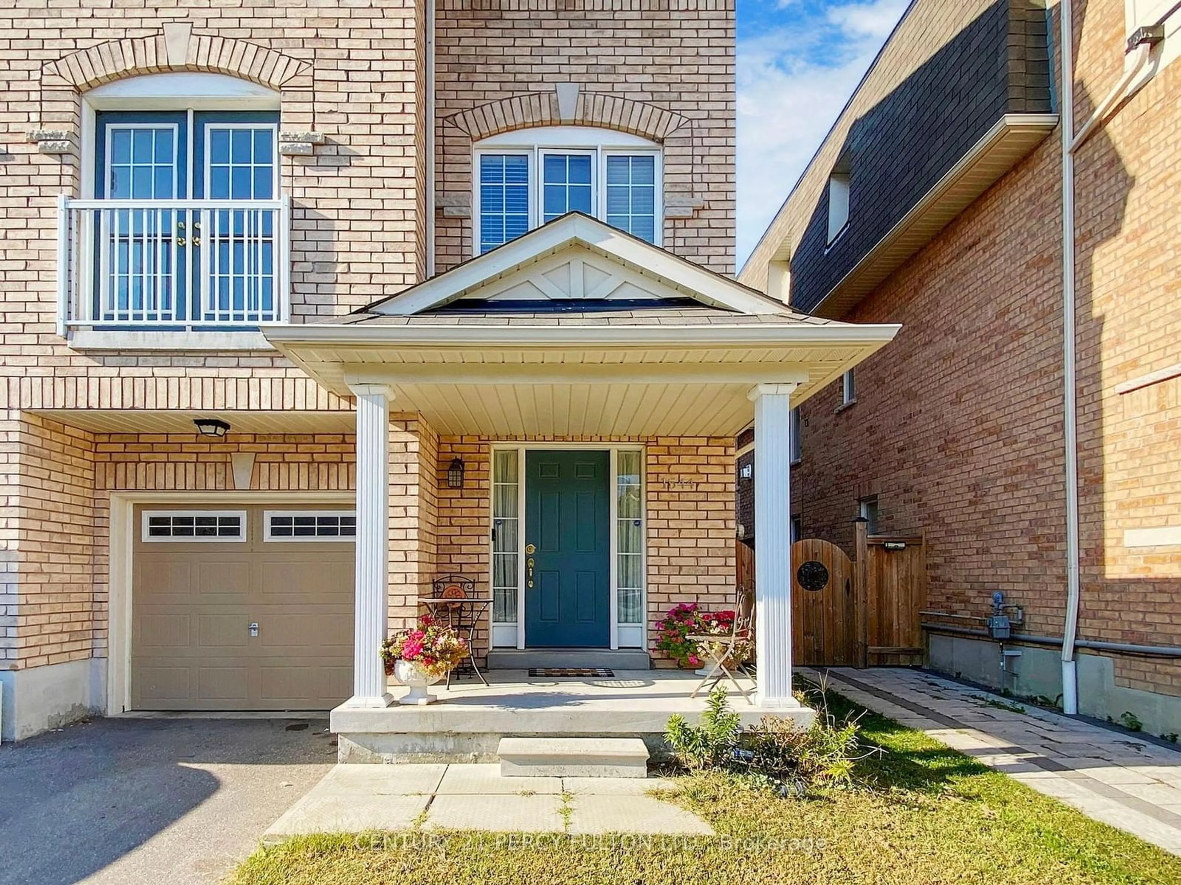 Home with brick exterior material for 1544 Bruny Ave, Pickering Ontario L1X 0C5