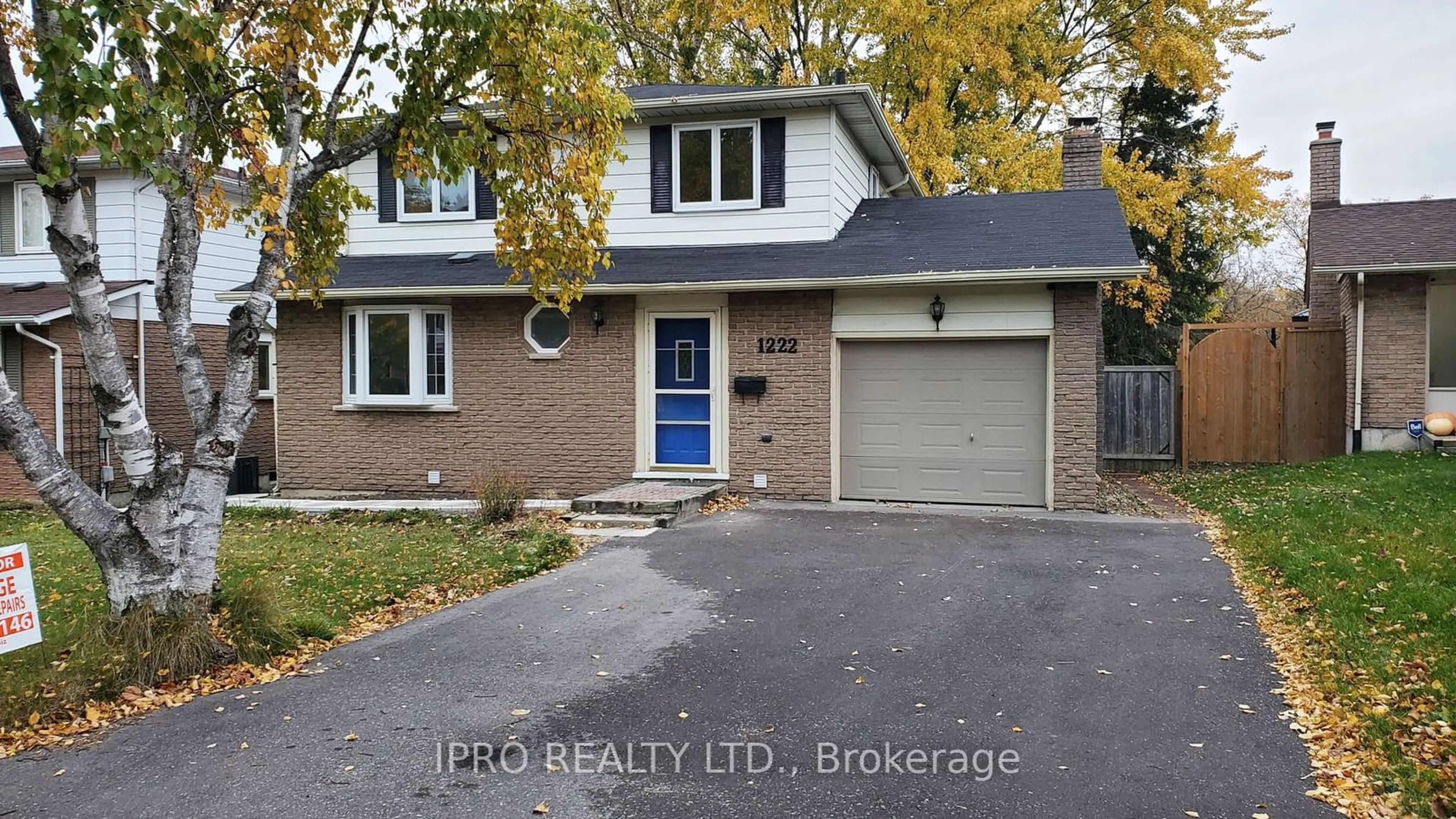 Home with brick exterior material for 1222 Cherrydown Dr, Oshawa Ontario L1H 7T2