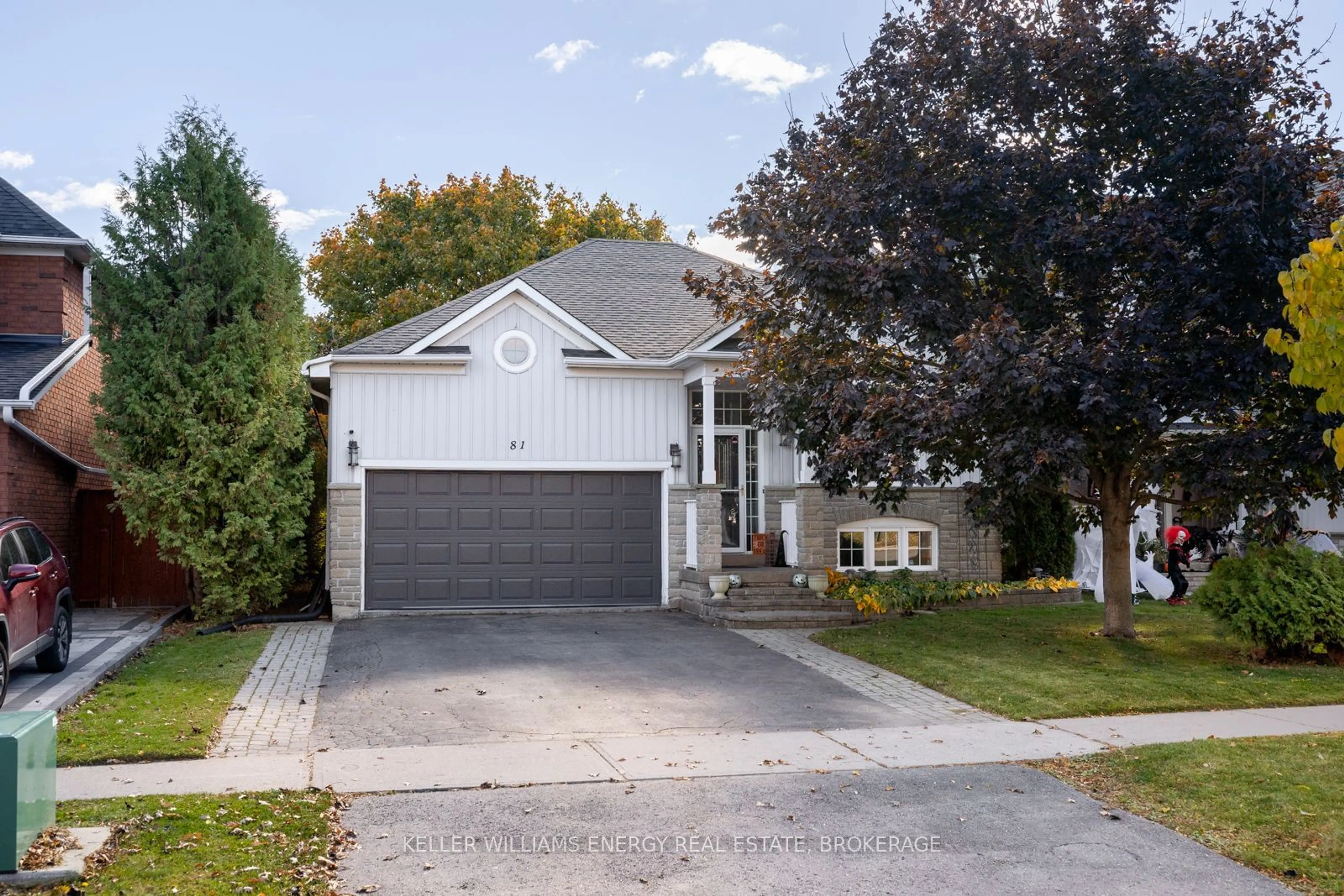 Frontside or backside of a home, cottage for 81 Bridges Dr, Clarington Ontario L1B 1M7