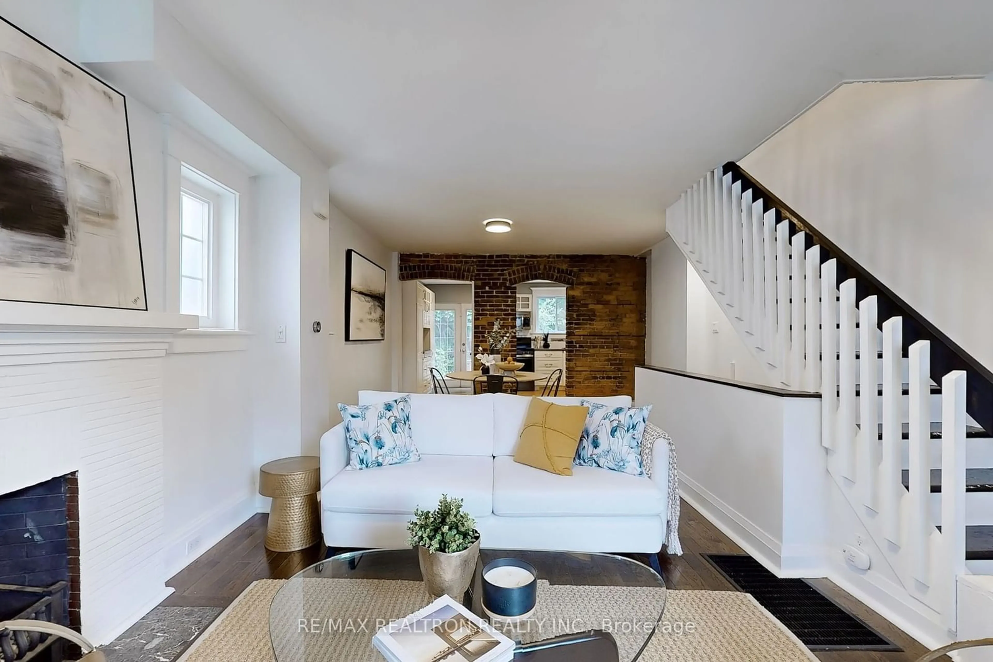 Living room, wood floors for 1578 Dundas St, Toronto Ontario M4L 1K8