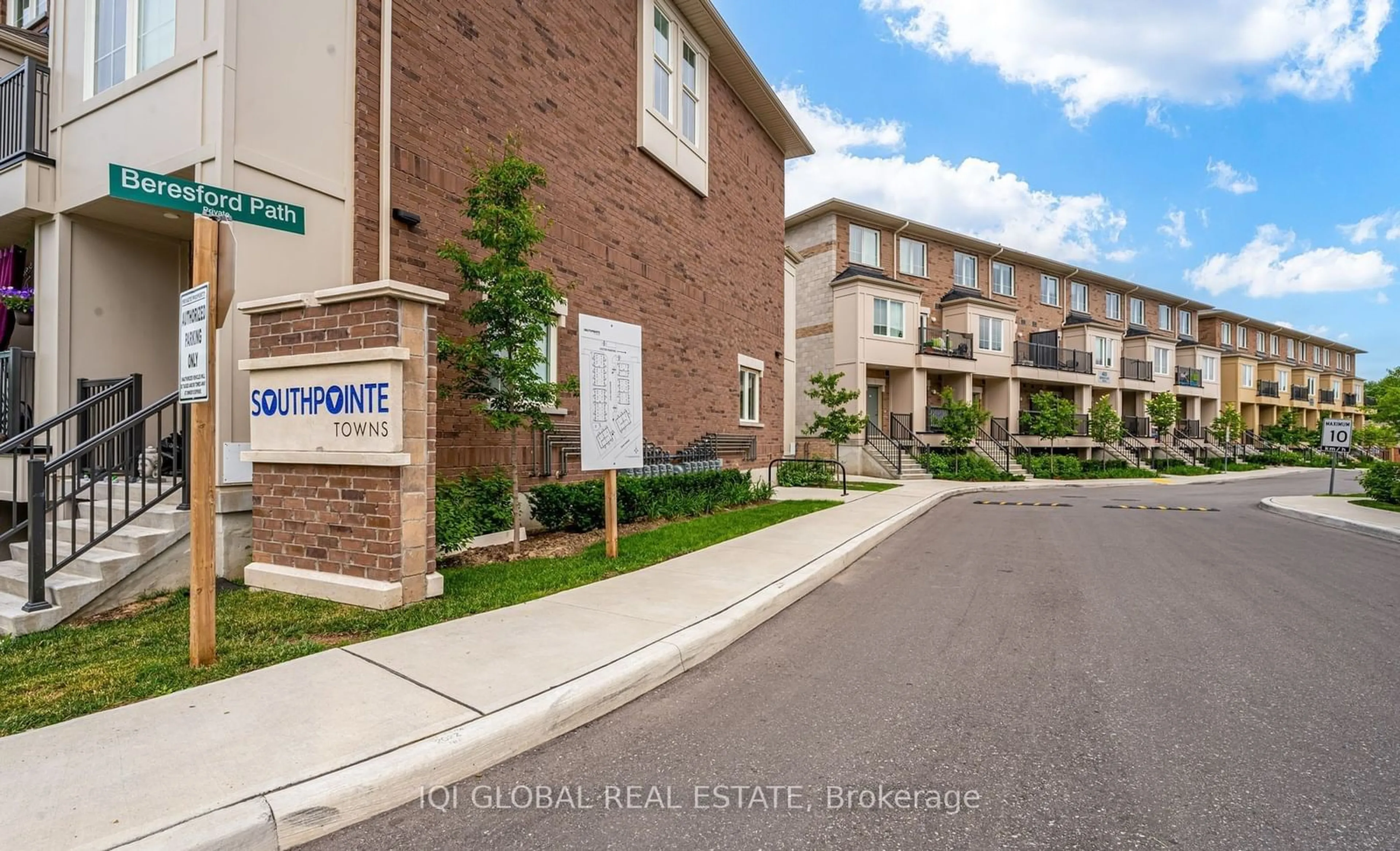 A pic from exterior of the house or condo, the street view for 475 Beresford Path #08, Oshawa Ontario L1H 0B2