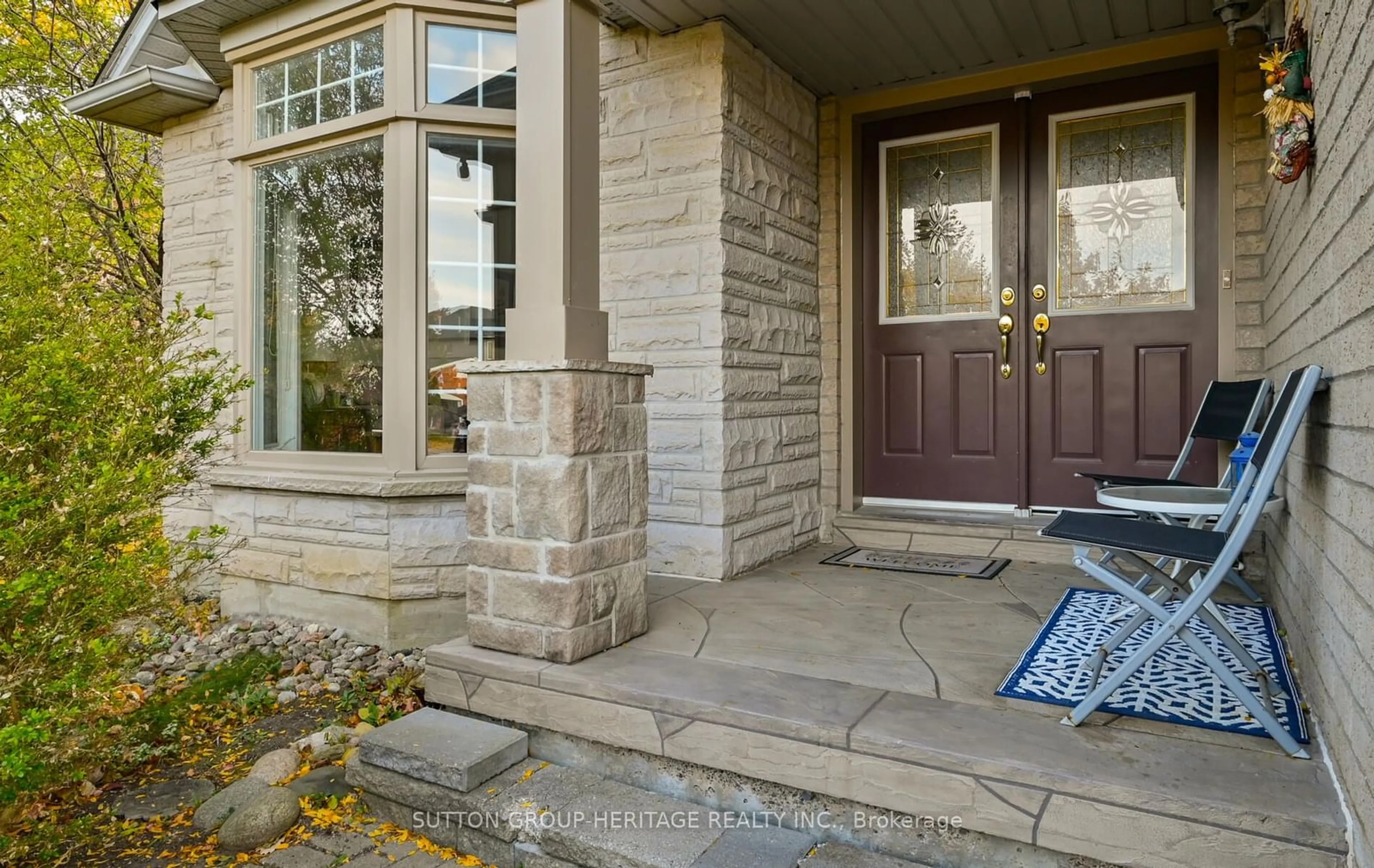 Indoor entryway, ceramic floors for 2330 Southcott Rd, Pickering Ontario L1X 2S9