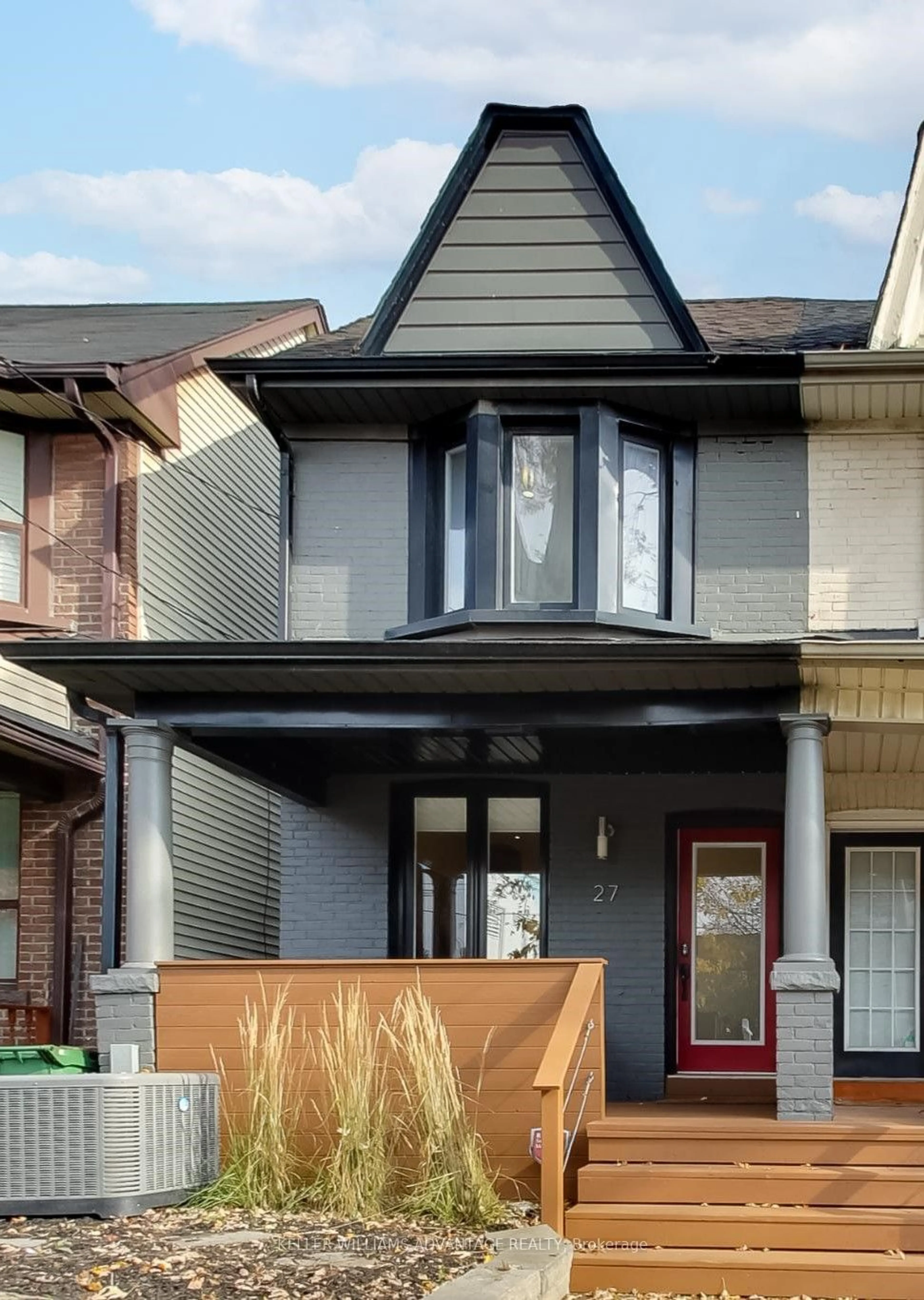 Home with brick exterior material for 27 Connaught Ave, Toronto Ontario M4L 2V8