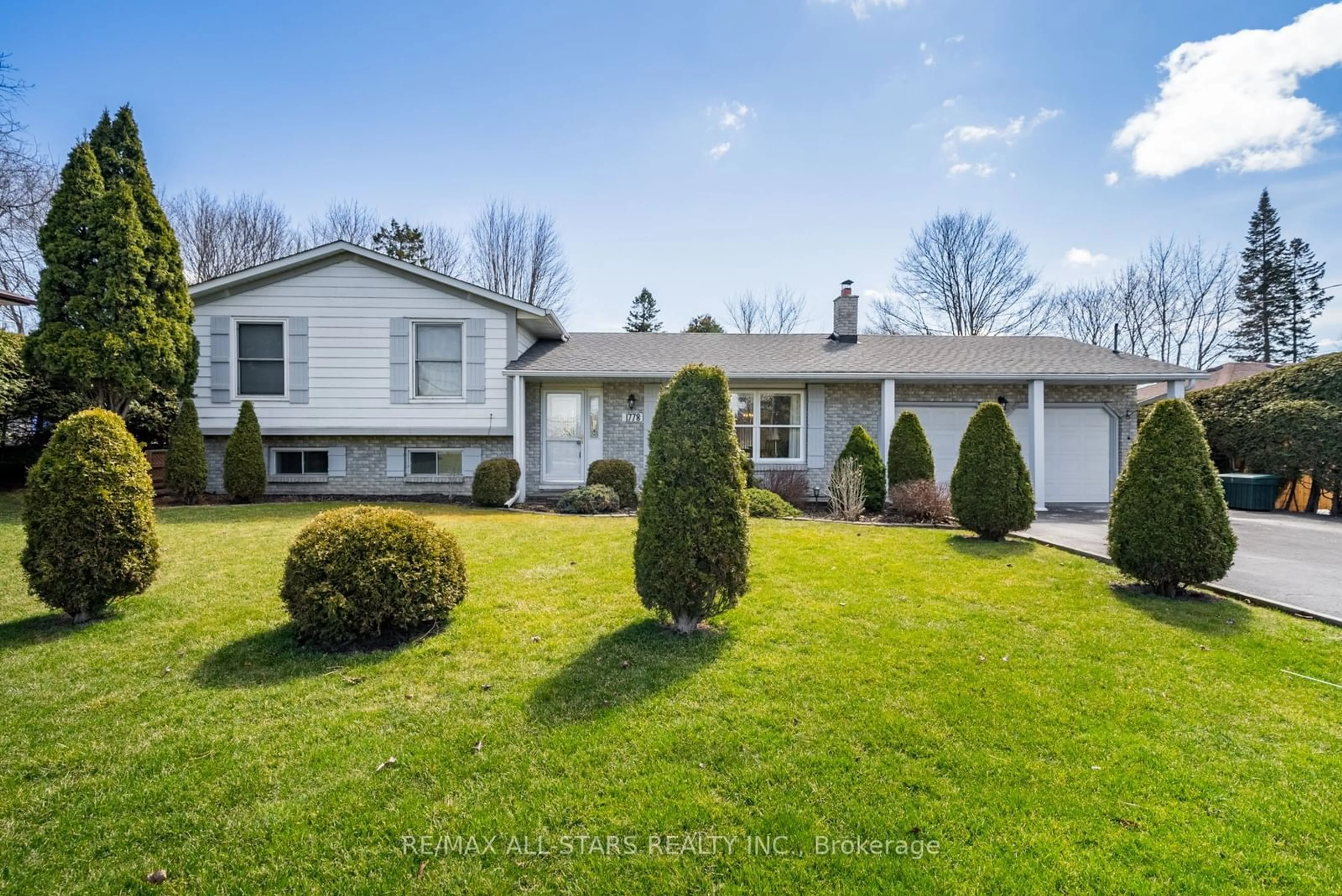 Frontside or backside of a home, the fenced backyard for 1778 Scugog St, Scugog Ontario L9L 1G1