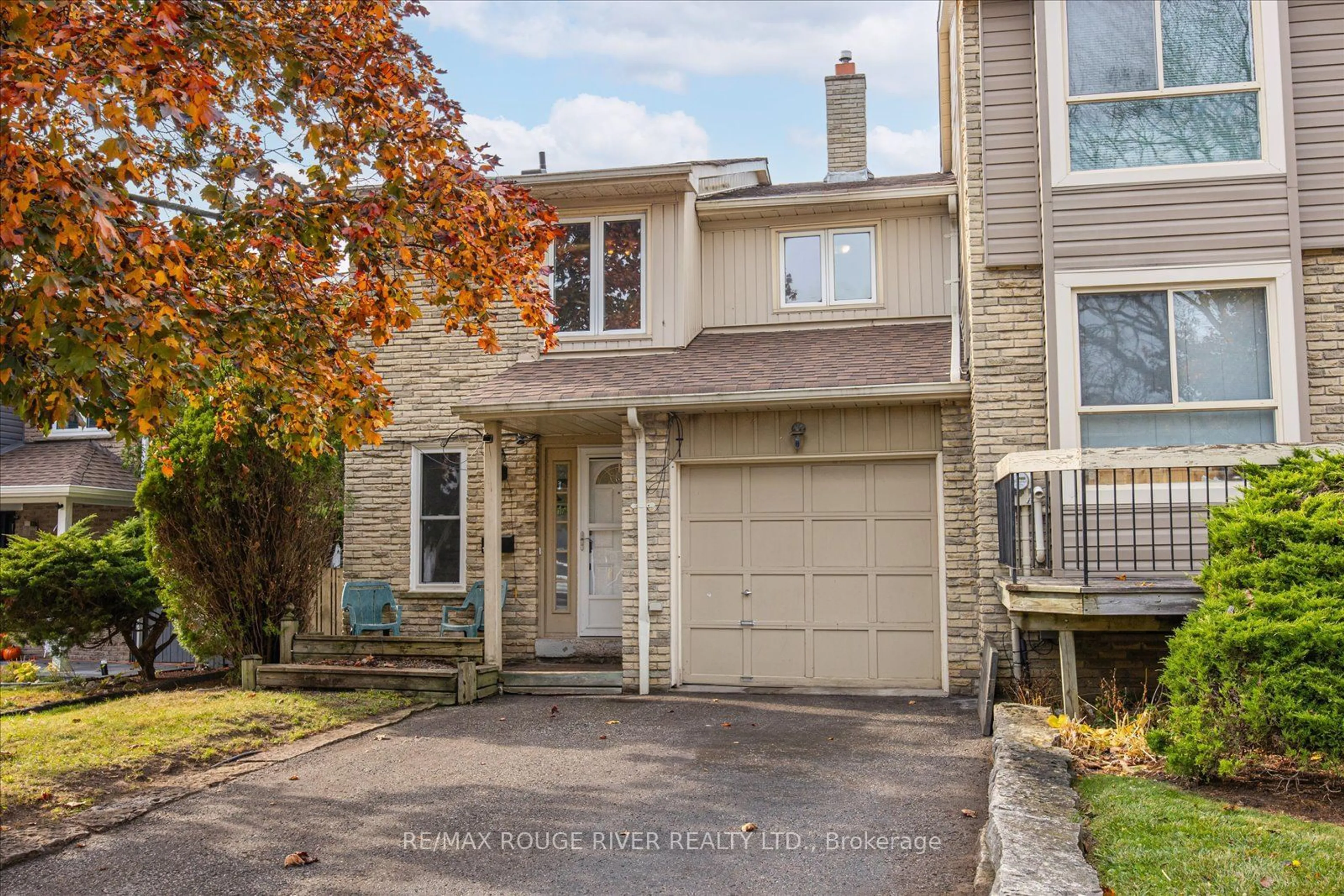 A pic from exterior of the house or condo, cottage for 1878 Bicroft Crt, Pickering Ontario L1V 3E9