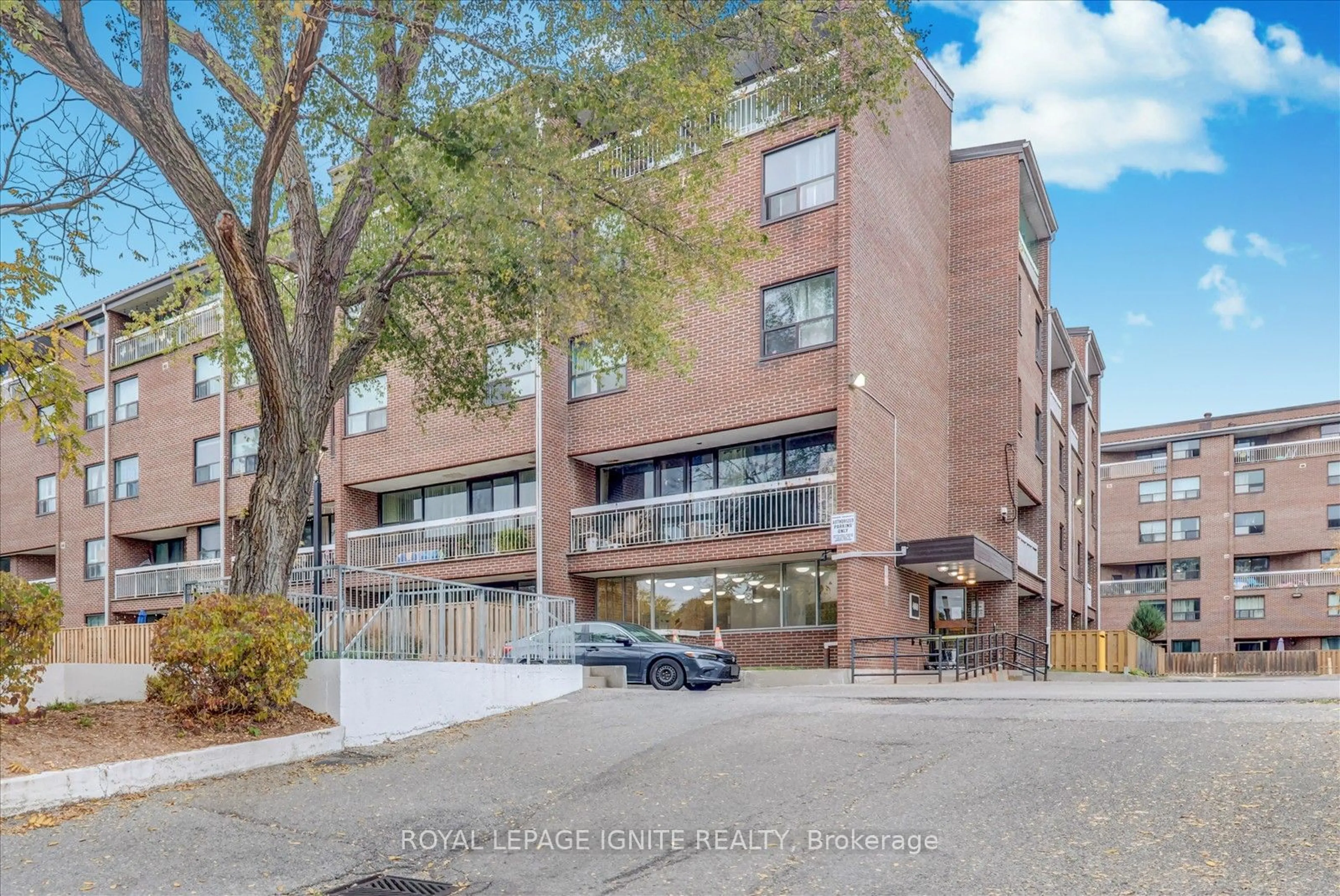 A pic from exterior of the house or condo, the street view for 4060 Lawrence Ave #505, Toronto Ontario M1E 4V4