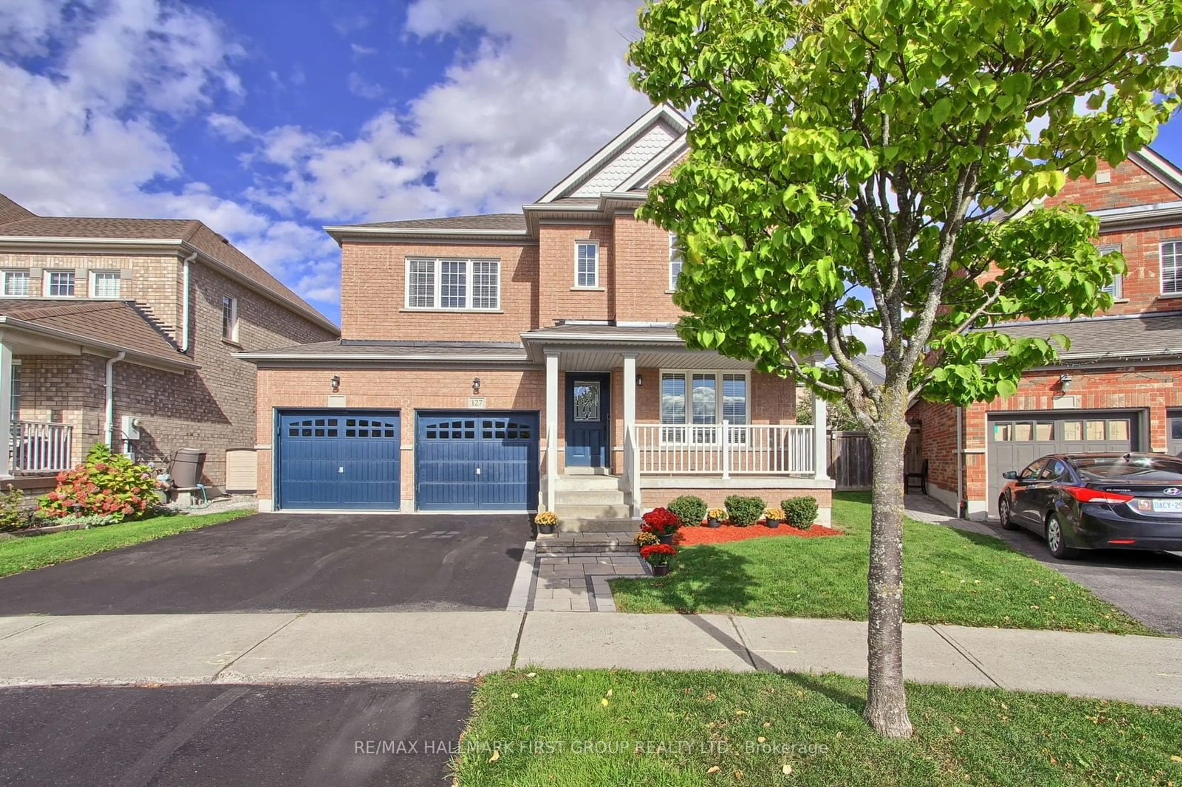 Home with brick exterior material for 127 Decourcy-Ireland Circ, Ajax Ontario L1T 0K5