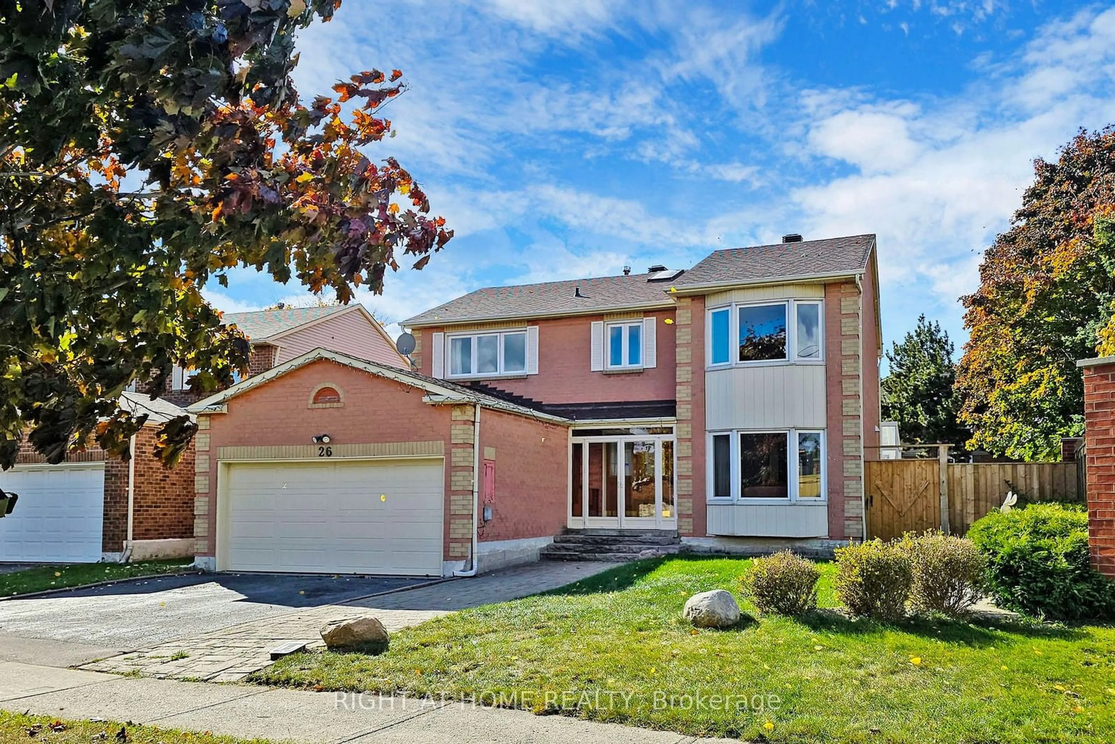 A pic from exterior of the house or condo, the street view for 26 Kelvin Grove Ave, Toronto Ontario M1V 2T2