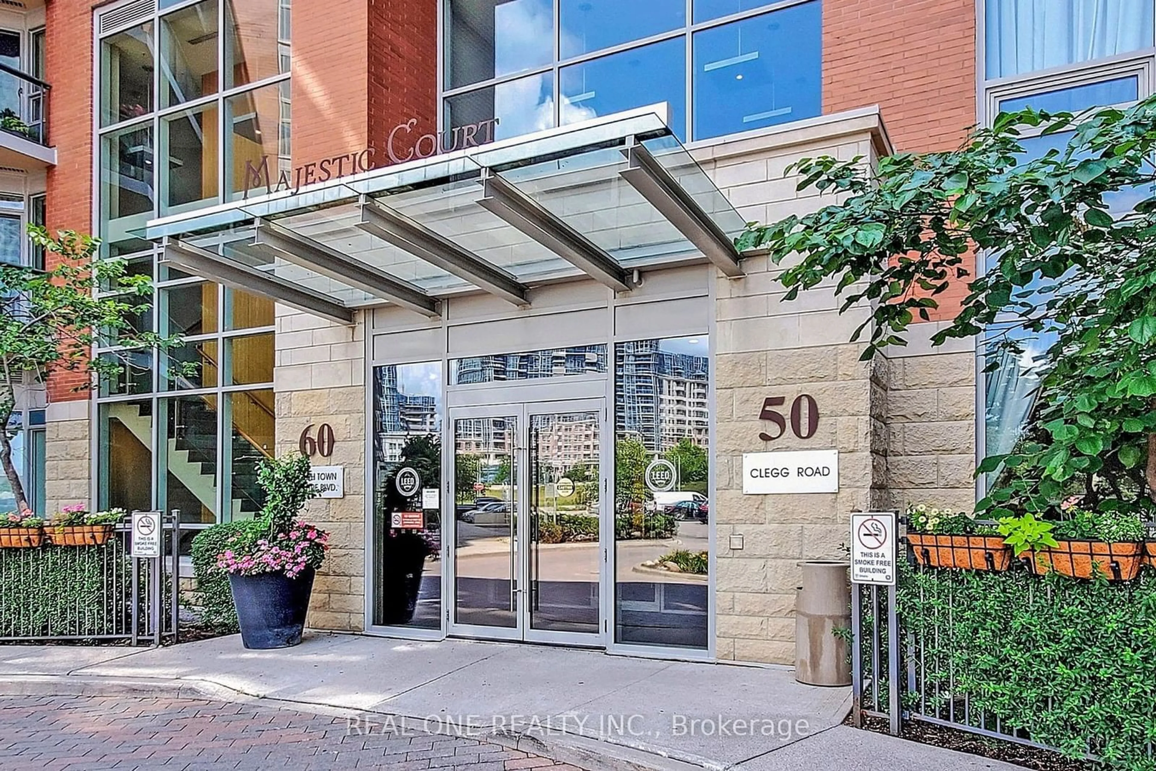 Indoor foyer for 60 South Town Centre Blvd #1115, Markham Ontario L6G 0C5