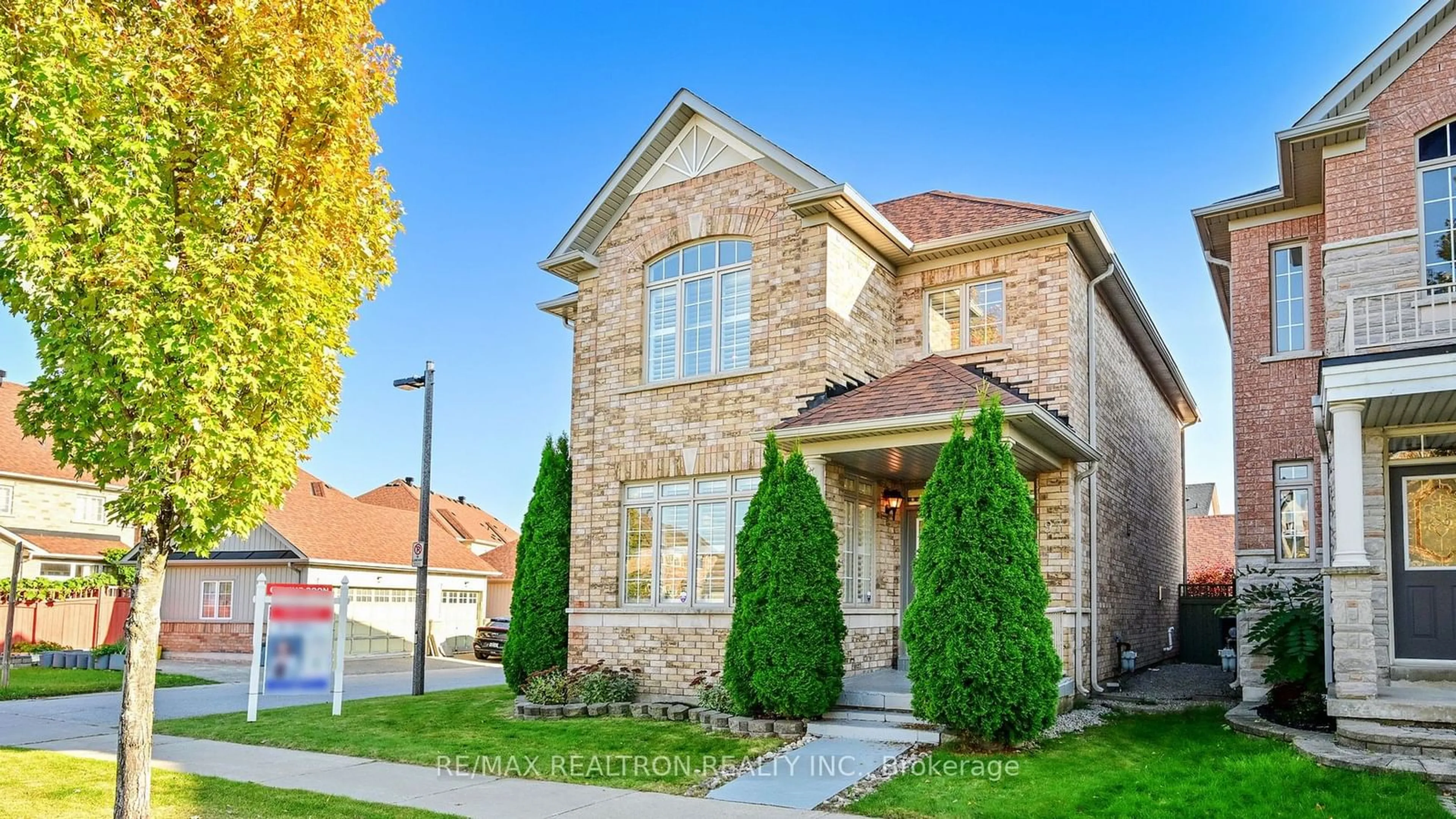 Home with brick exterior material for 97 Kenilworth Gate, Markham Ontario L6B 0A9