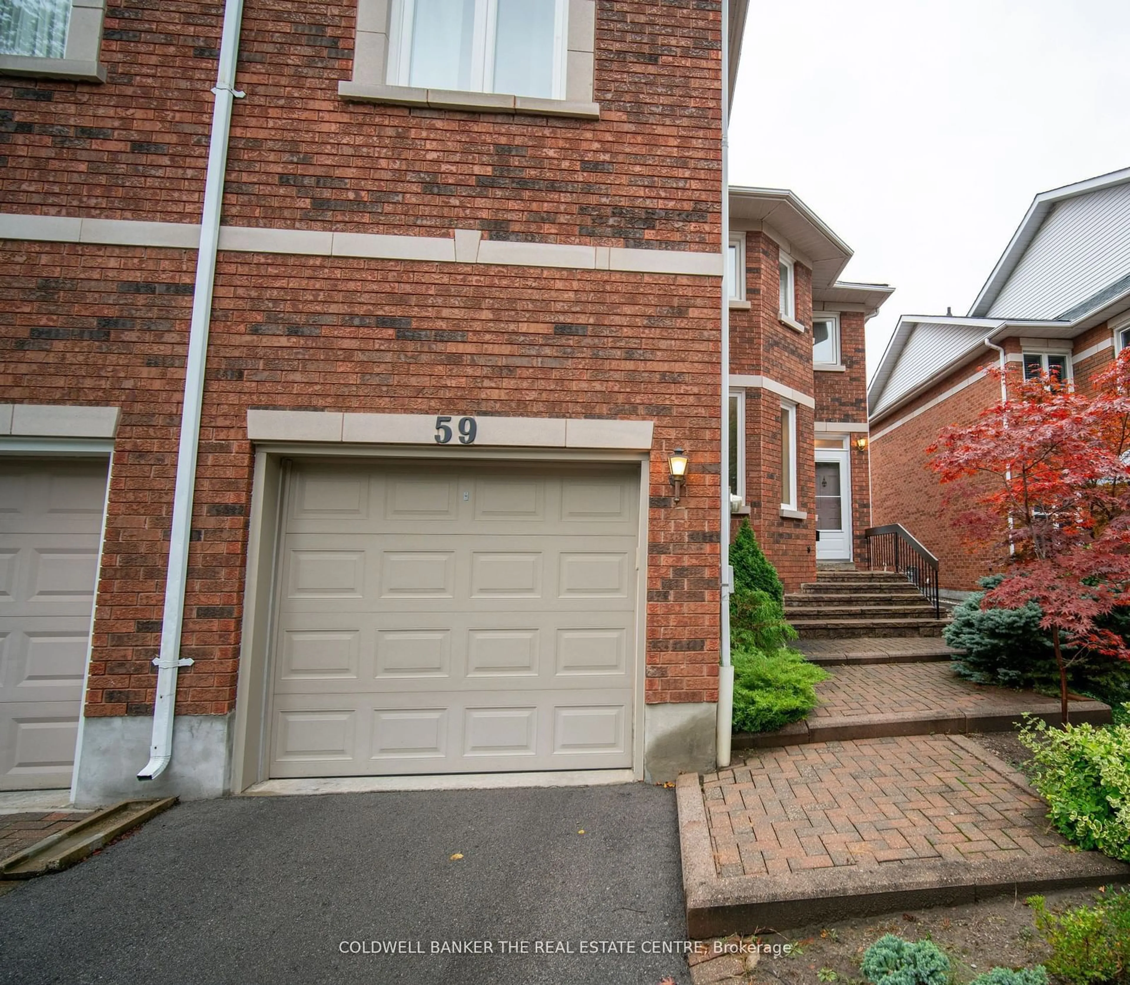 A pic from exterior of the house or condo, the street view for 59 Brownstone Circ, Vaughan Ontario L4J 7P8