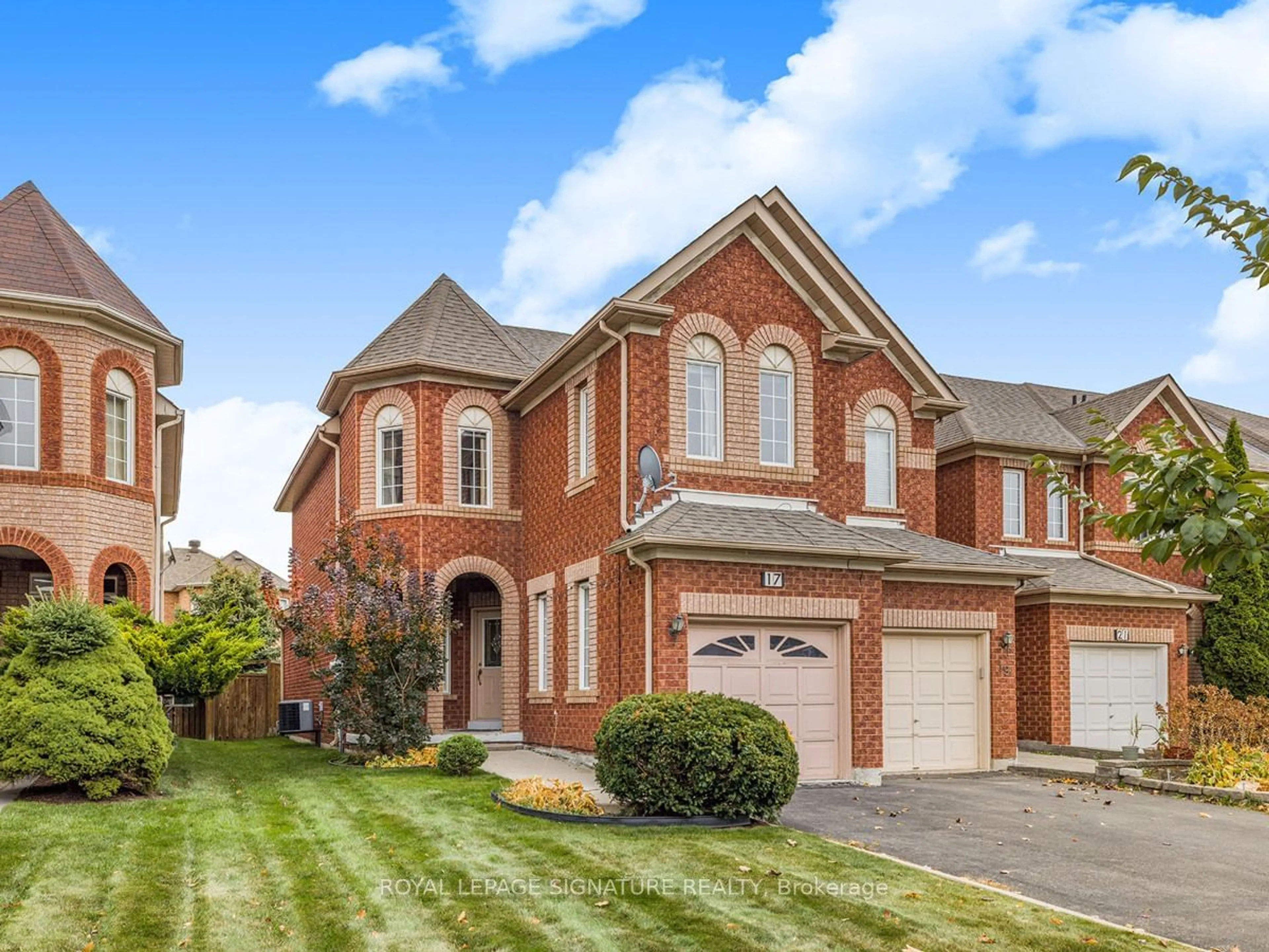 Home with brick exterior material for 17 Craddock St, Vaughan Ontario L6A 2R9