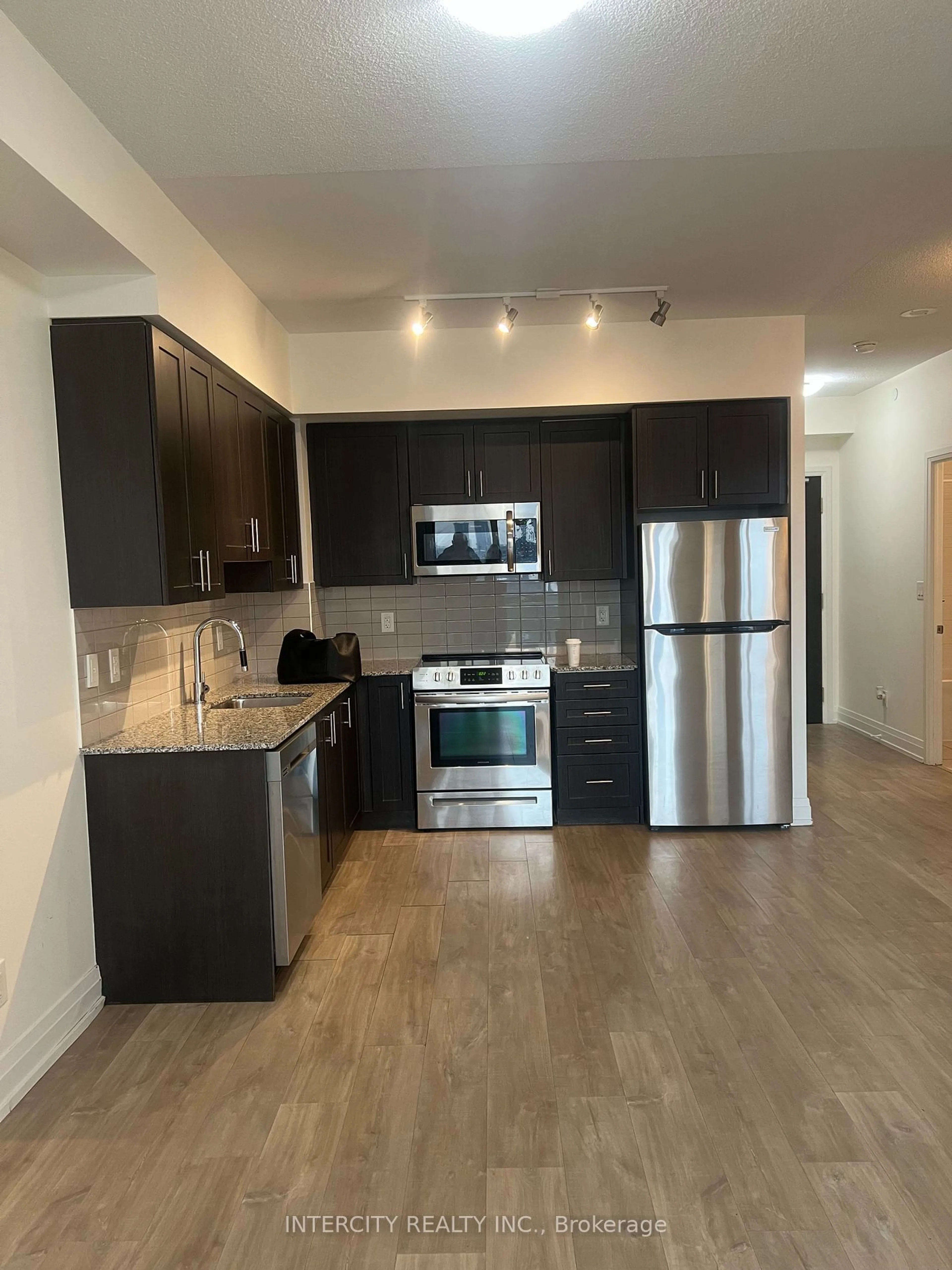 Standard kitchen, wood floors for 3600 Highway 7 #617, Vaughan Ontario L4L 0G7