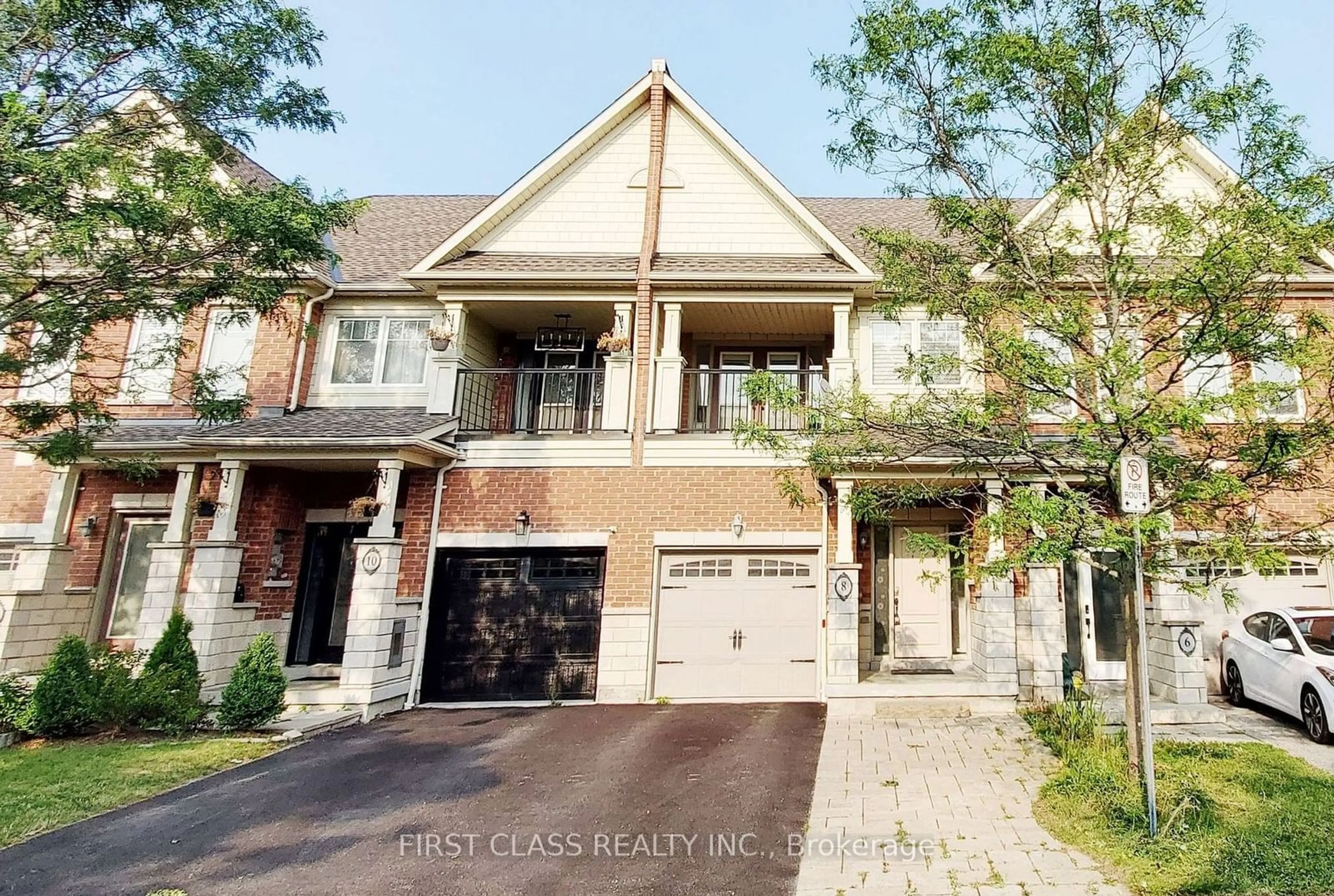 Home with brick exterior material for 8 All Points Dr, Whitchurch-Stouffville Ontario L4A 0W5