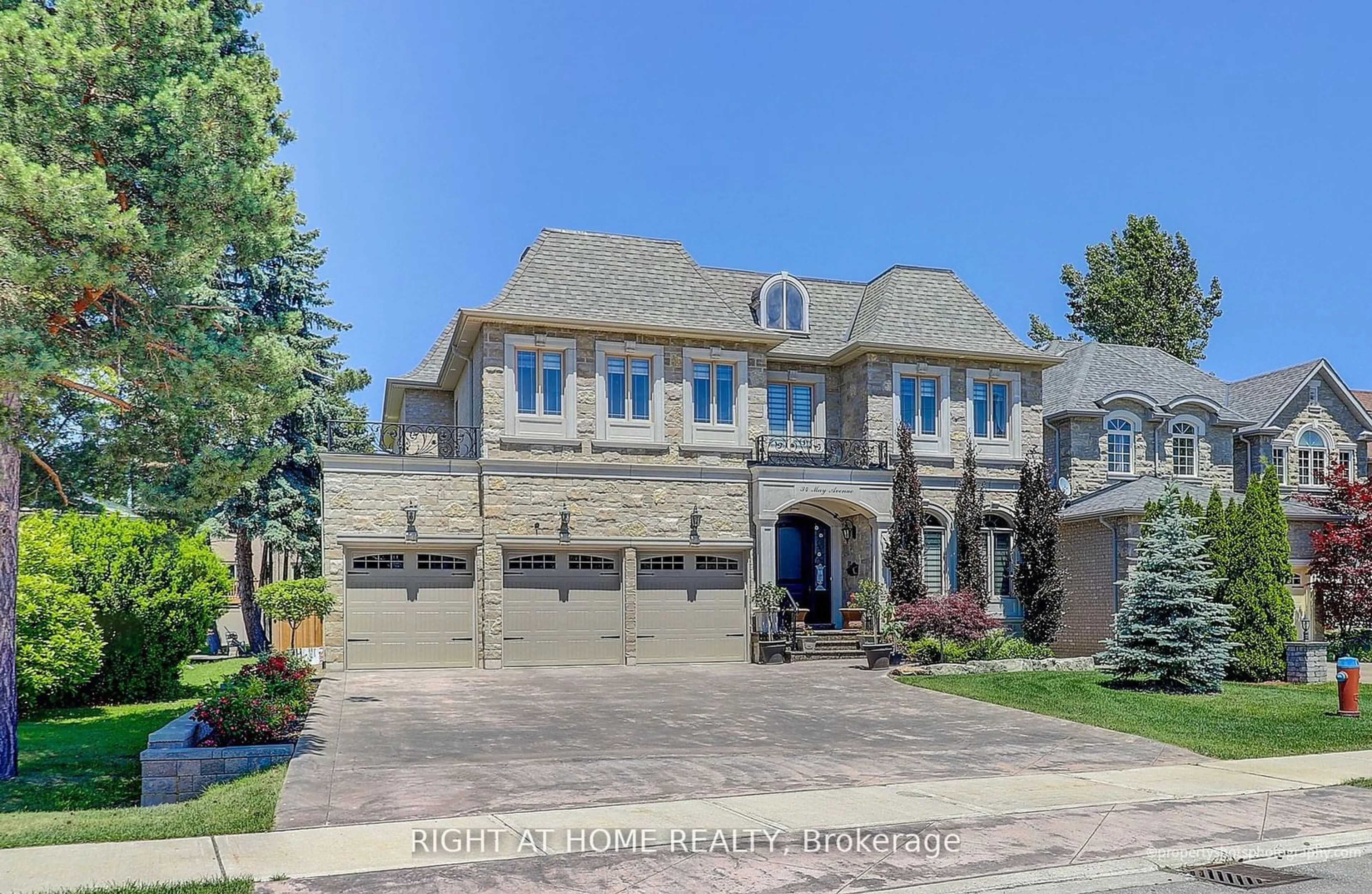 Home with brick exterior material for 34 May Ave, Richmond Hill Ontario L4C 3S6