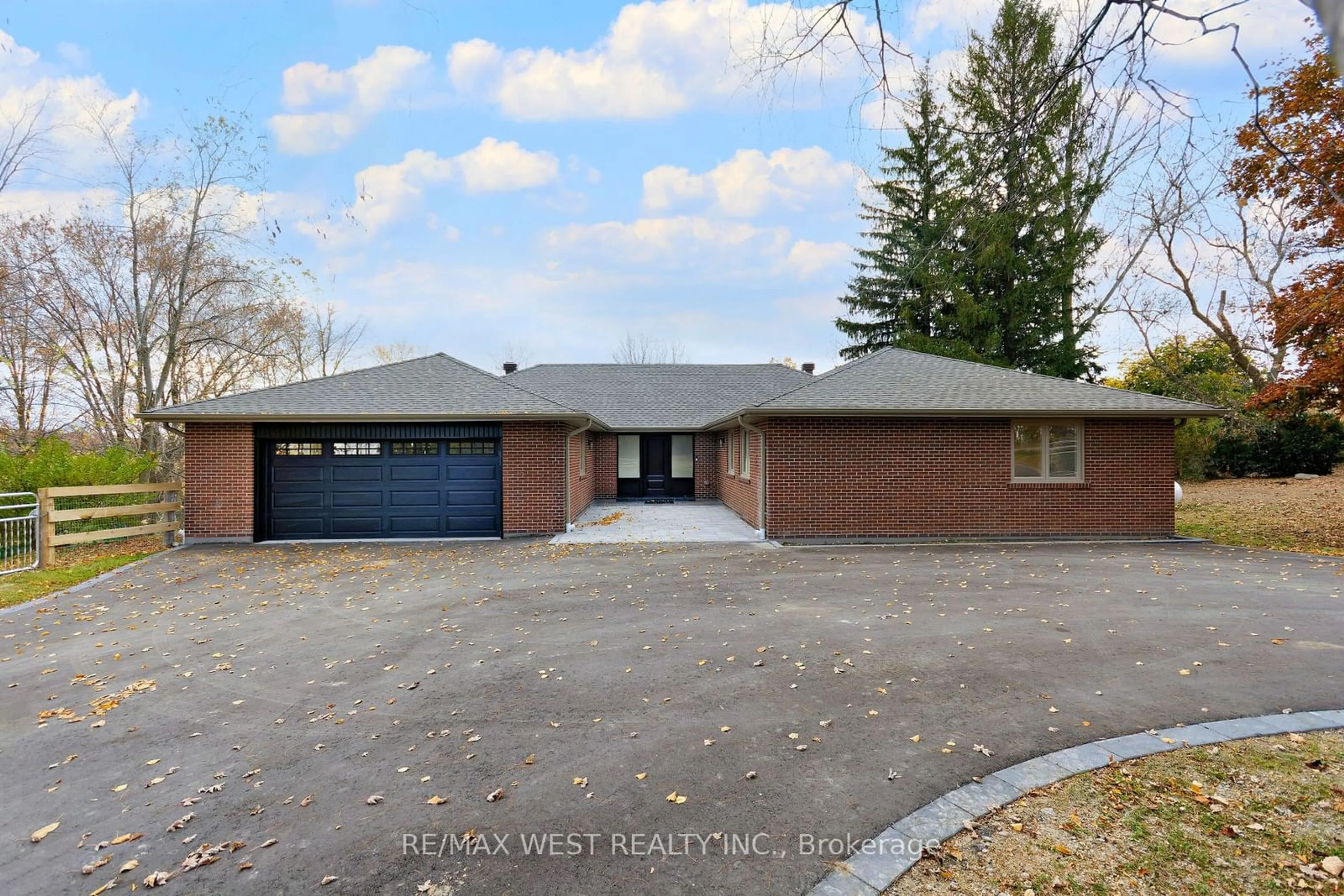 Frontside or backside of a home, the front or back of building for 17200 12th Concession Rd, King Ontario L0G 1T0