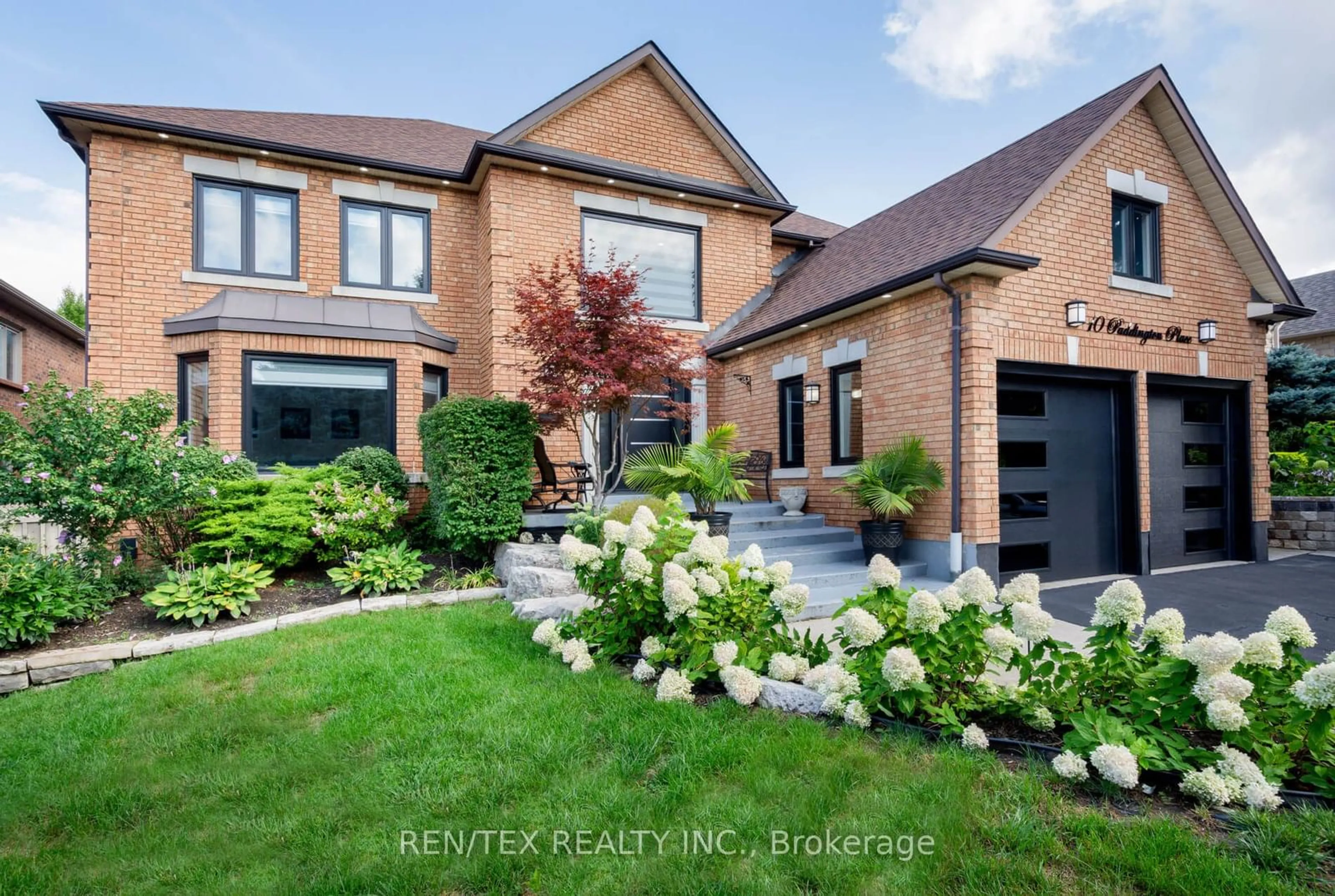 Home with brick exterior material for 10 Paddington Pl, Vaughan Ontario L4L 7E5