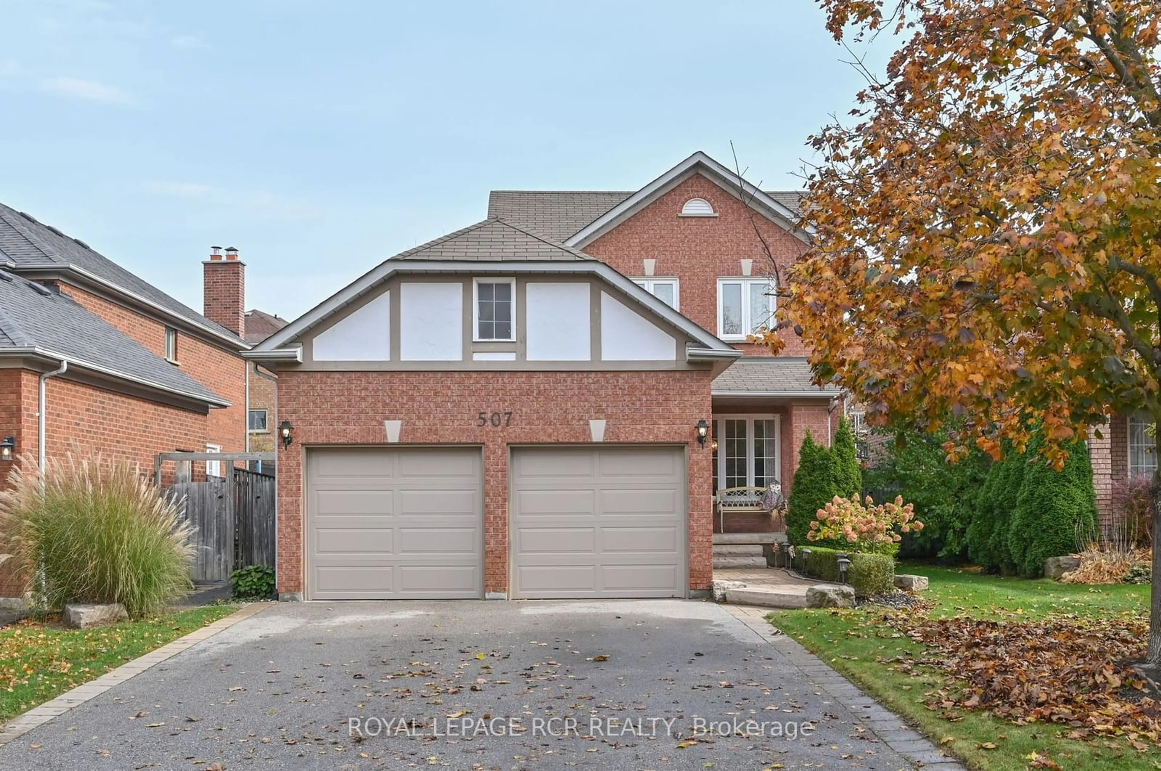 Home with brick exterior material for 507 Blackstock Rd, Newmarket Ontario L3Y 8H8