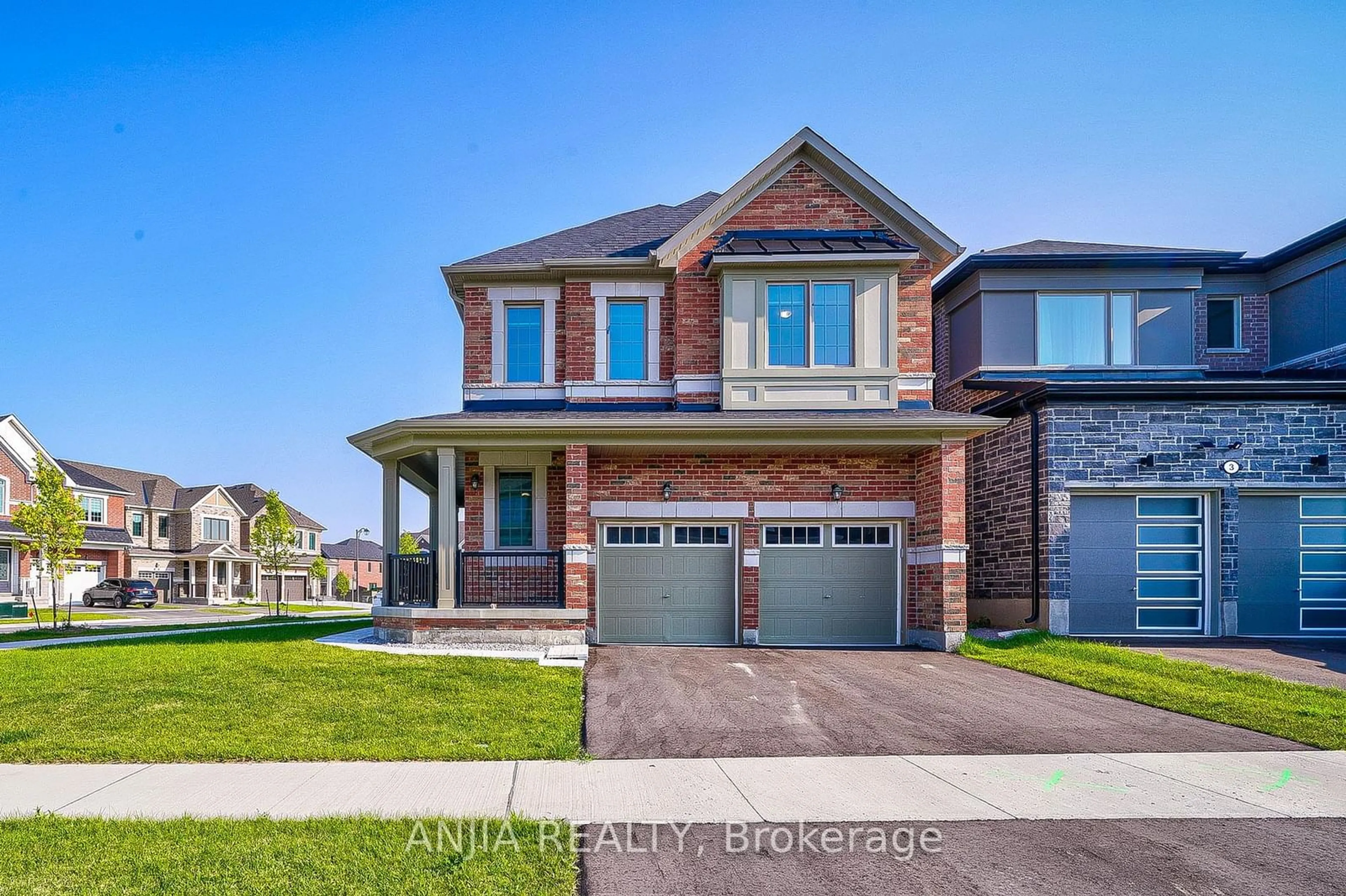 Home with brick exterior material for 262 Beaverbrae Dr, Markham Ontario L6C 3K8