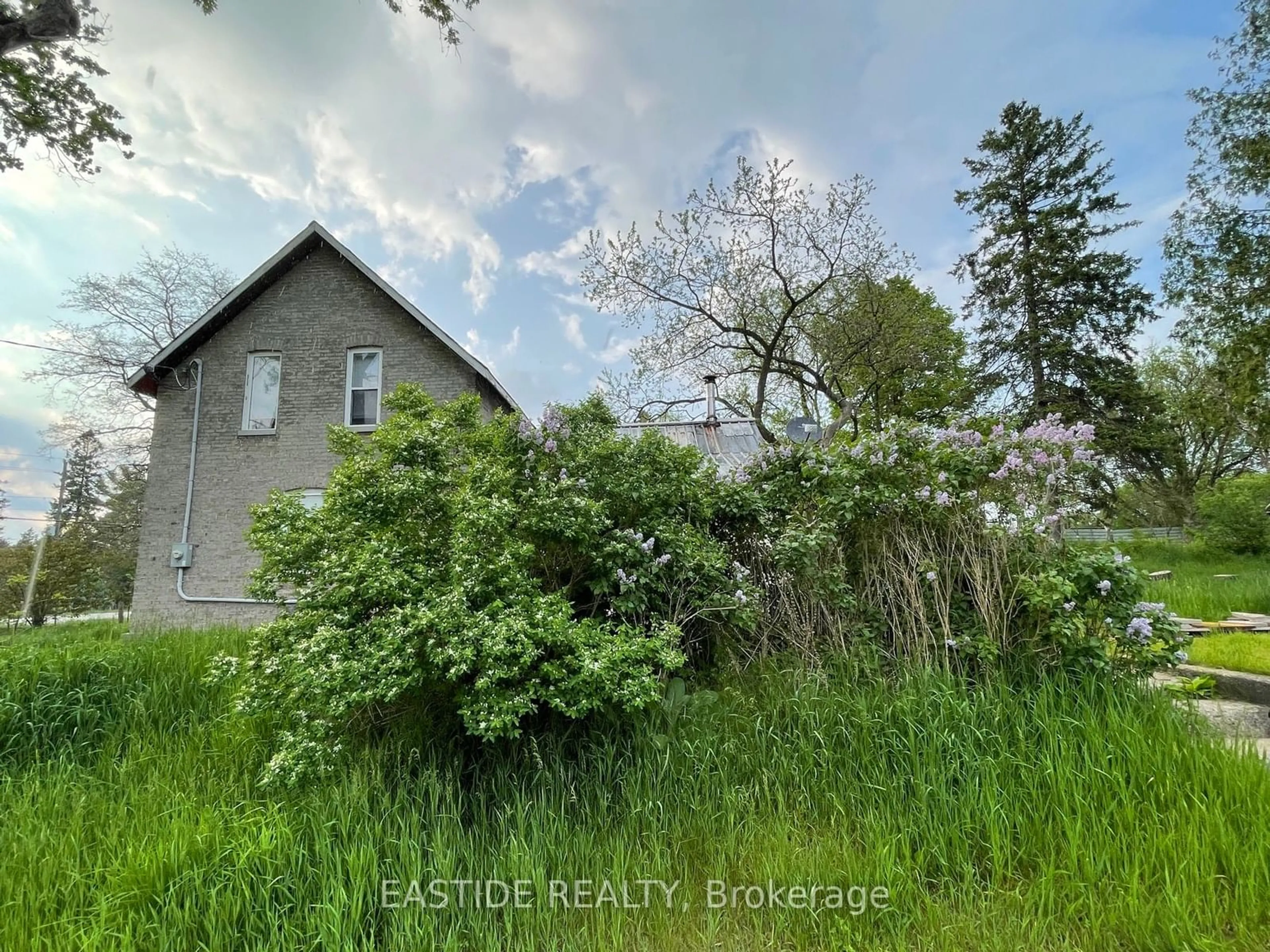 Frontside or backside of a home, cottage for 16481 Highway 48 Rd, Whitchurch-Stouffville Ontario L4A 7X4