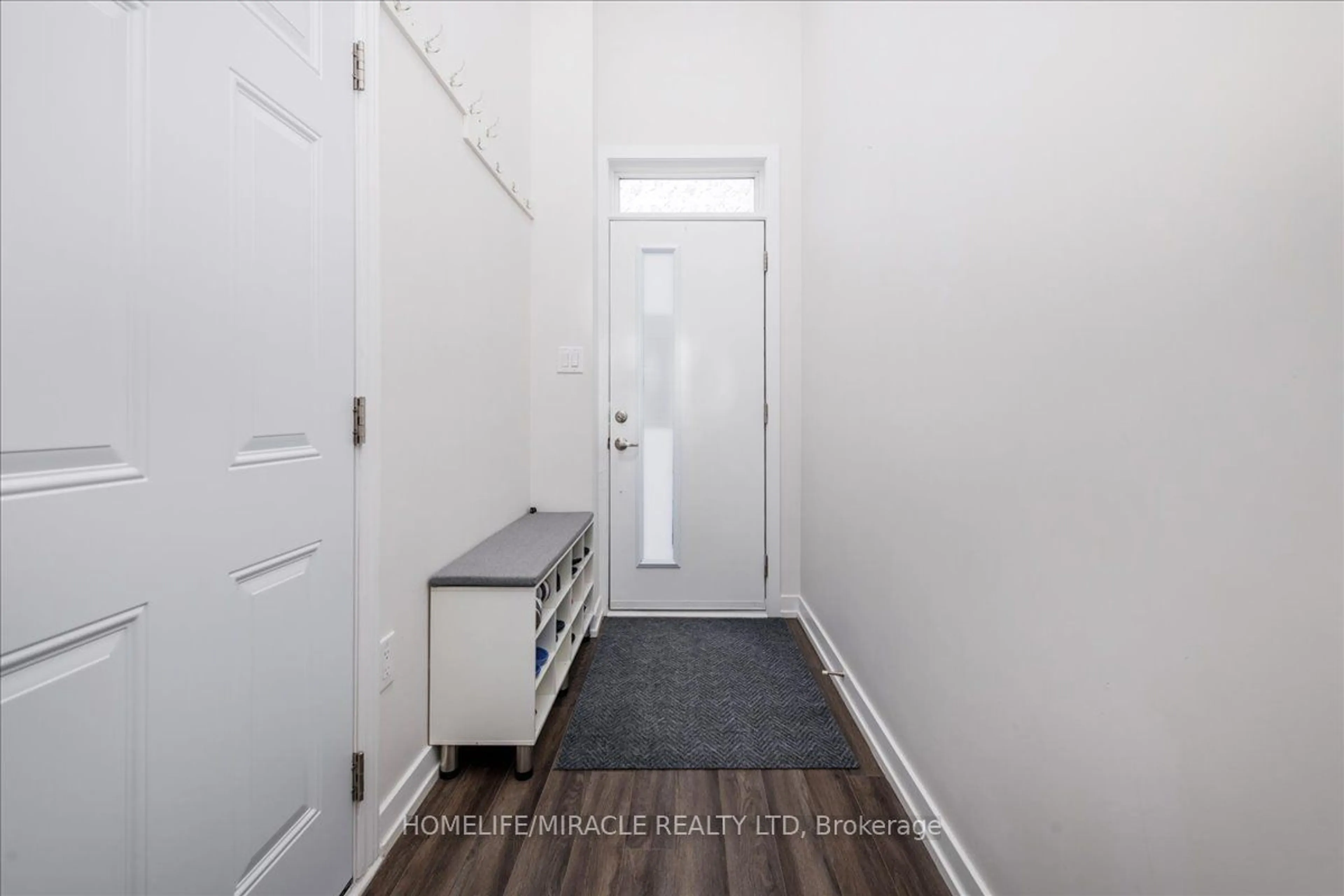 Indoor entryway, not visible floor for 302 Dalhousie St, Vaughan Ontario L4L 0M2