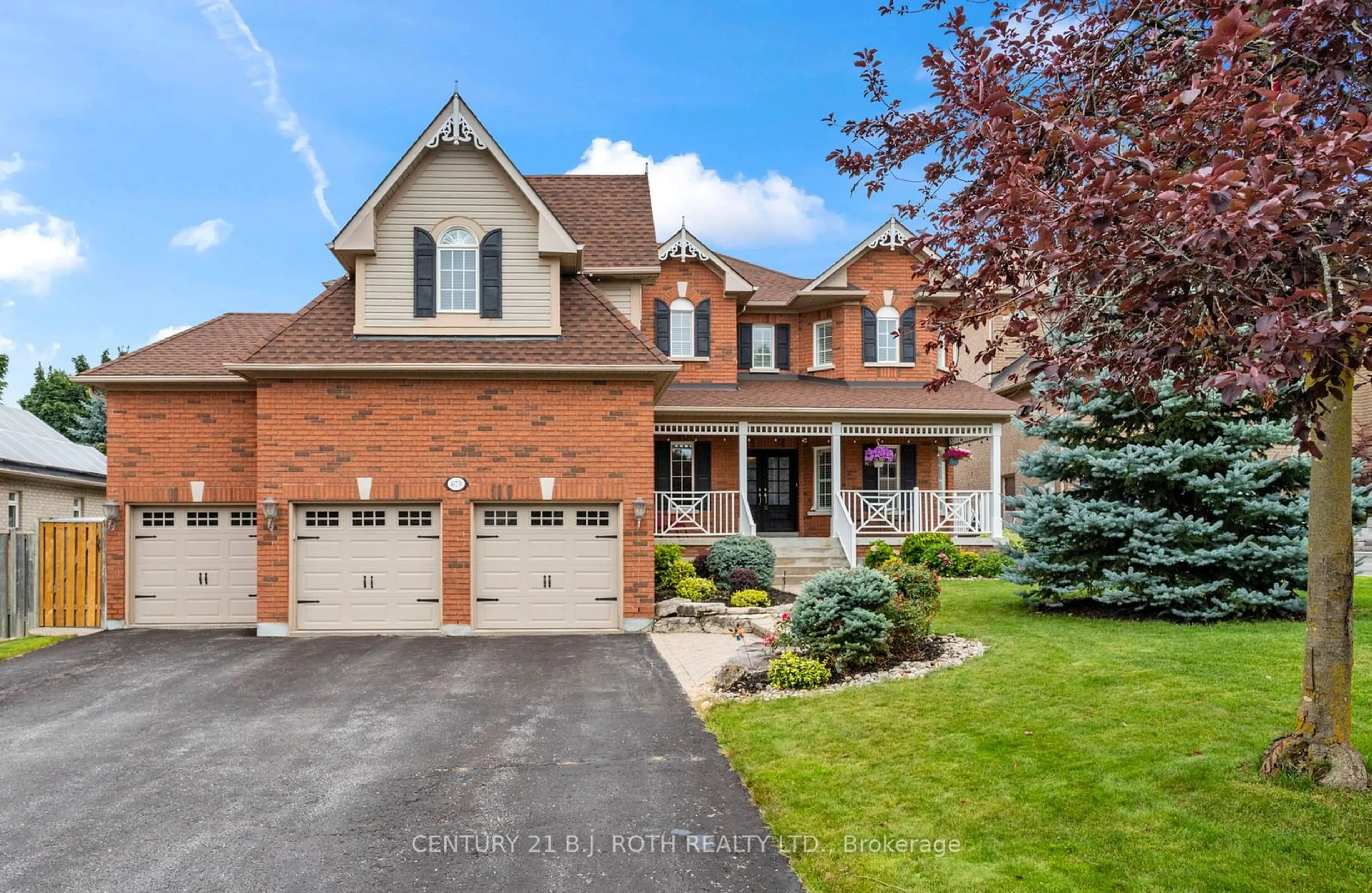 Home with brick exterior material for 673 Chaleur Pl, Newmarket Ontario L3X 1L6