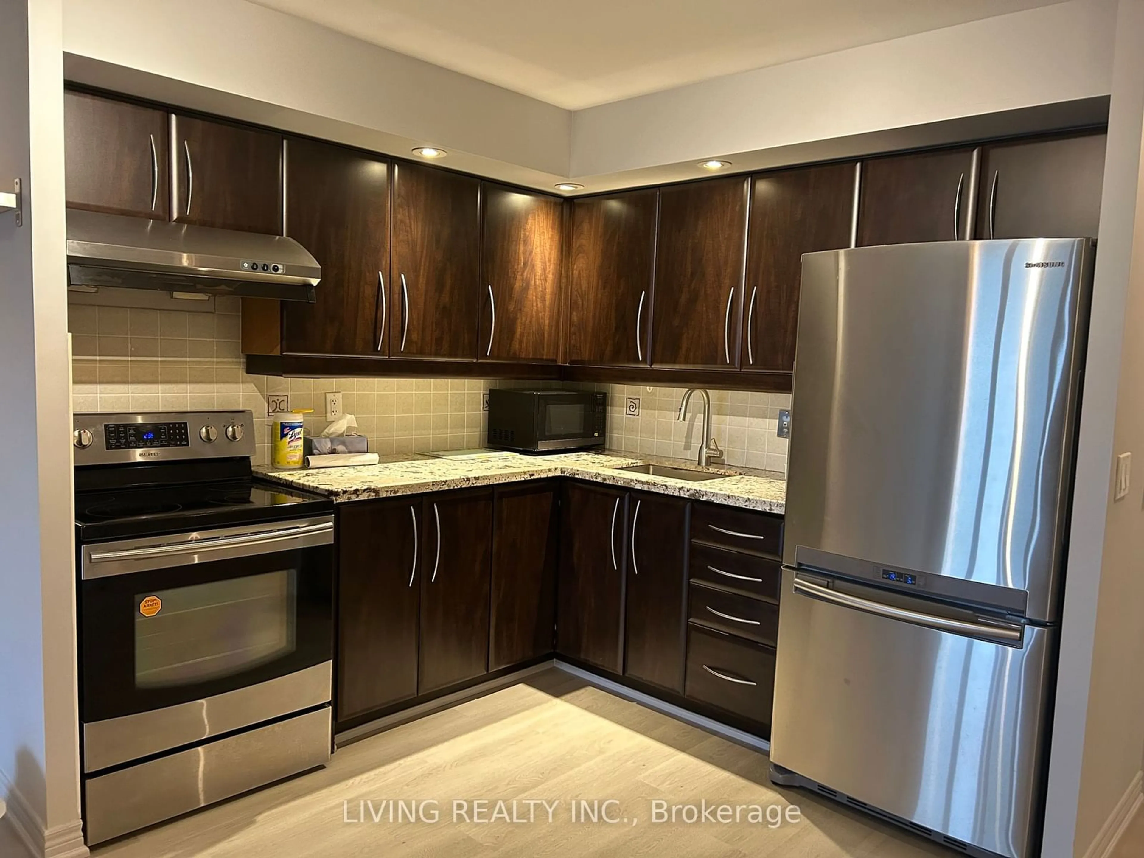 Standard kitchen, wood floors for 33 Cox Blvd #1103, Markham Ontario L3R 8A6