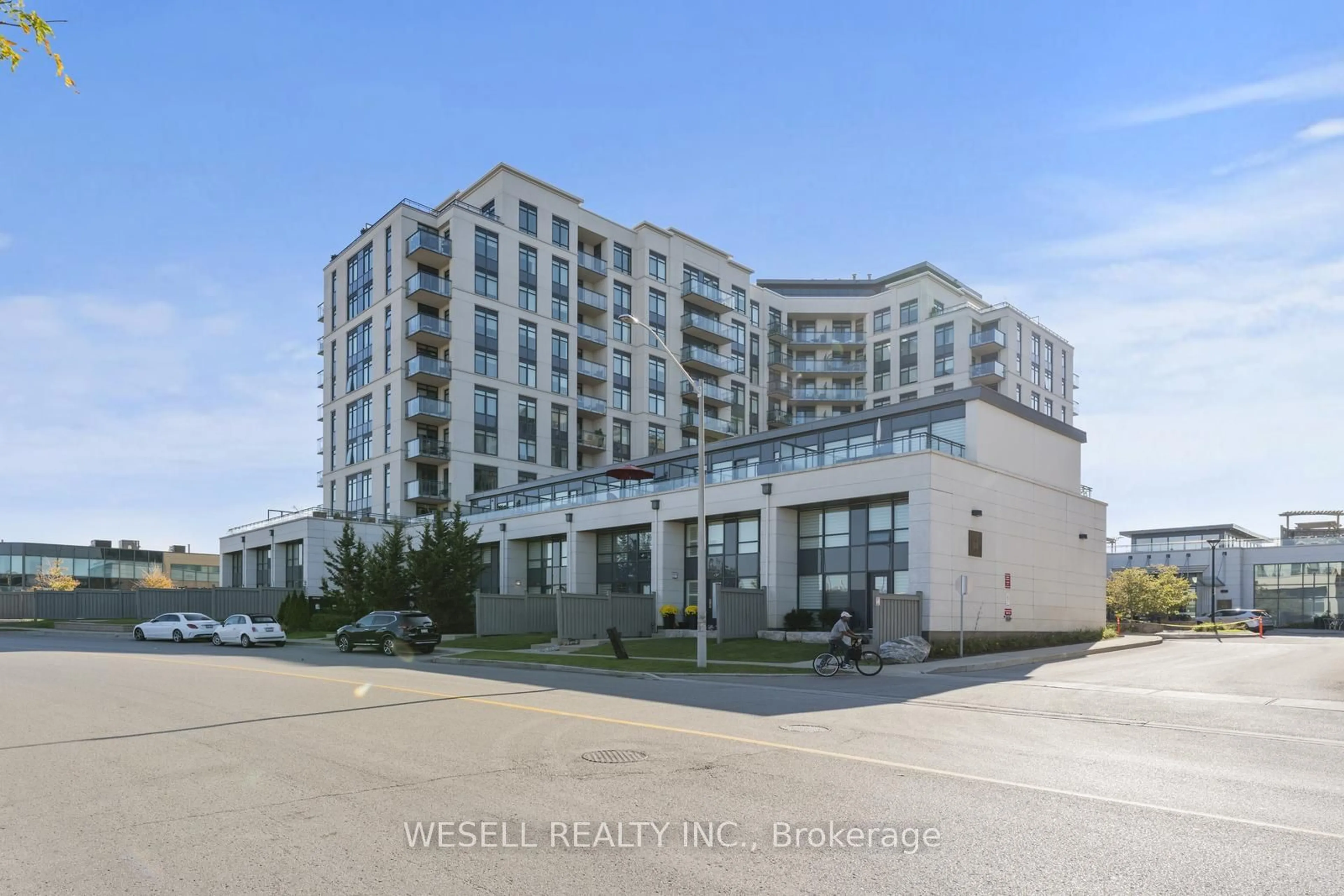 A pic from exterior of the house or condo, the front or back of building for 24 Woodstream Blvd #604, Vaughan Ontario L4L 8C4