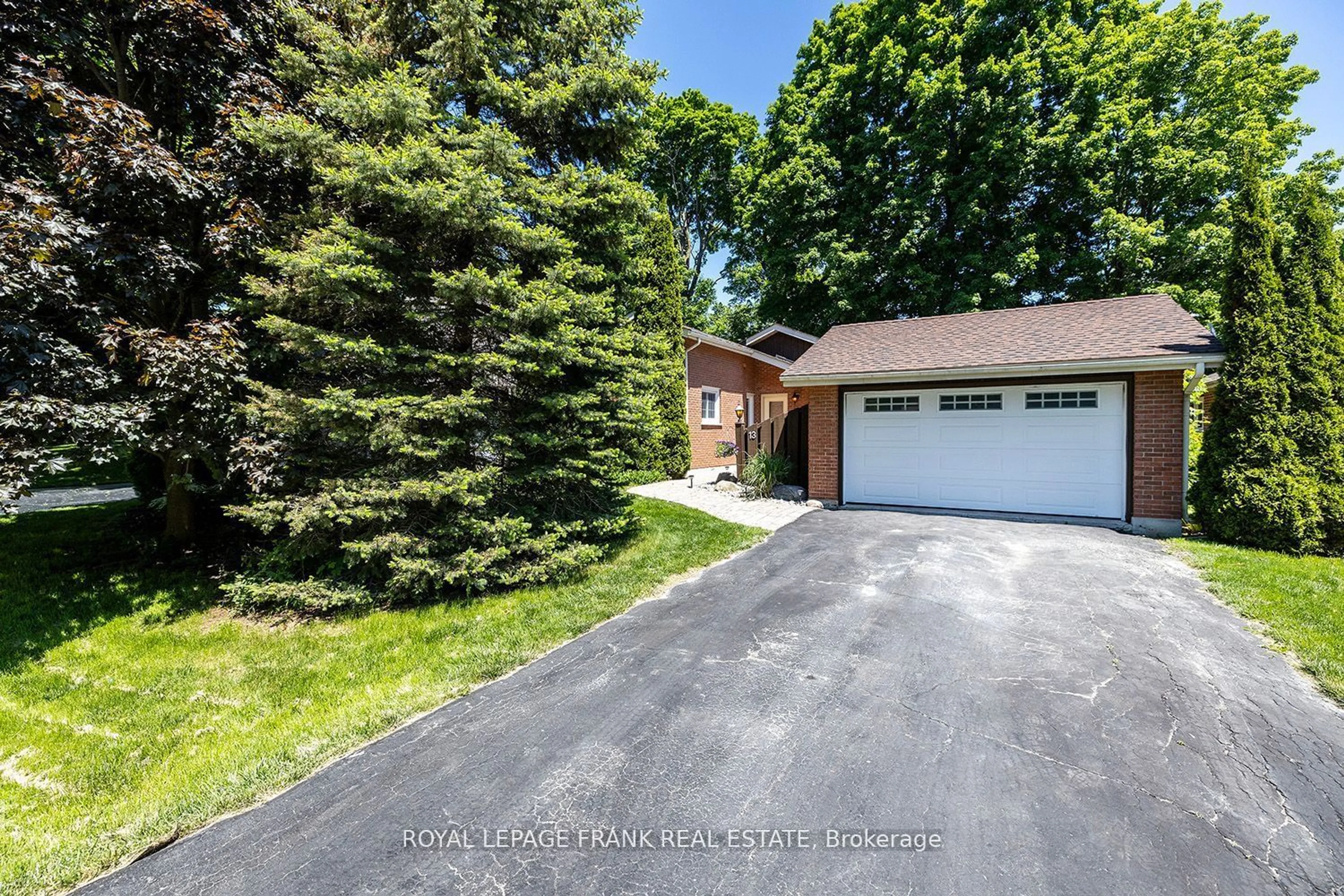 Frontside or backside of a home, cottage for 13 Country Lane, Brock Ontario L0E 1E0