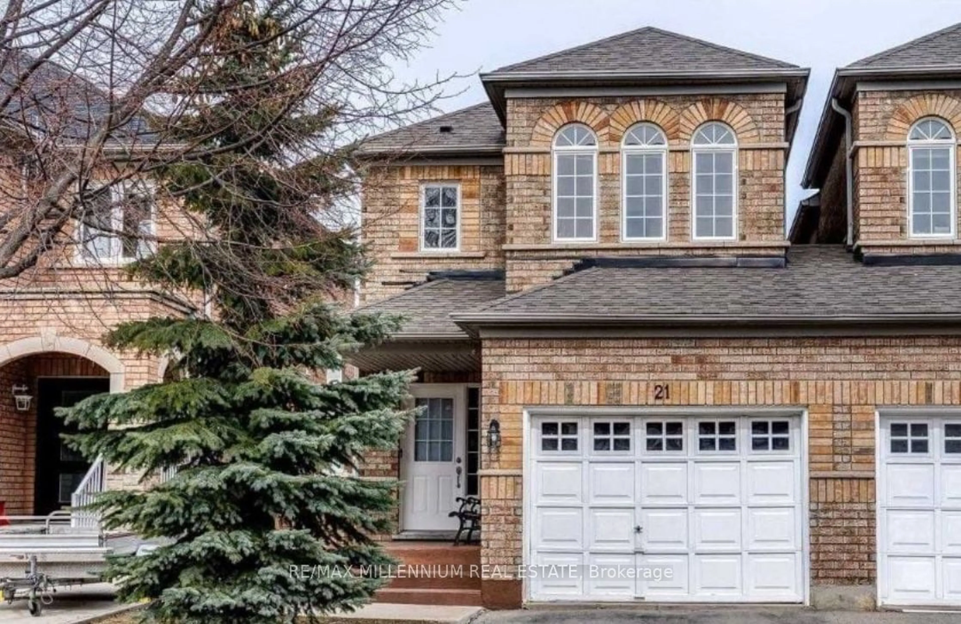 Home with brick exterior material for 21 Casabel Dr, Vaughan Ontario L6A 3M5