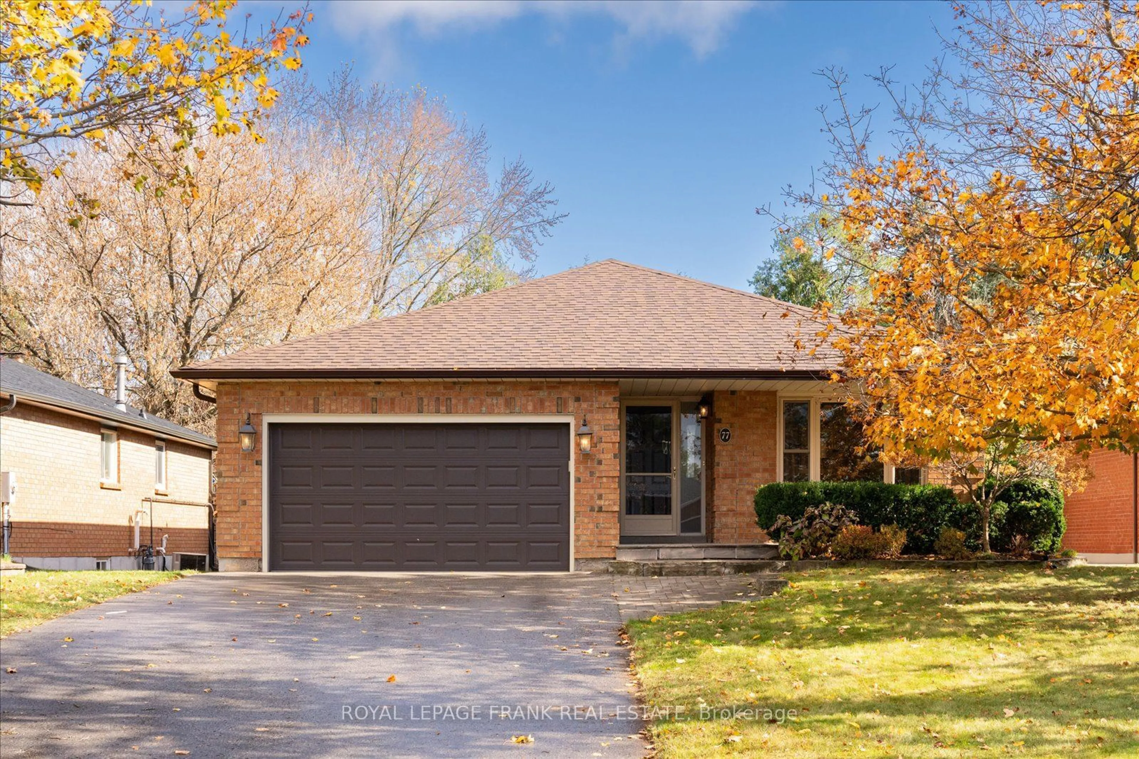 Home with brick exterior material for 77 Munro Cres, Uxbridge Ontario L9P 1L8