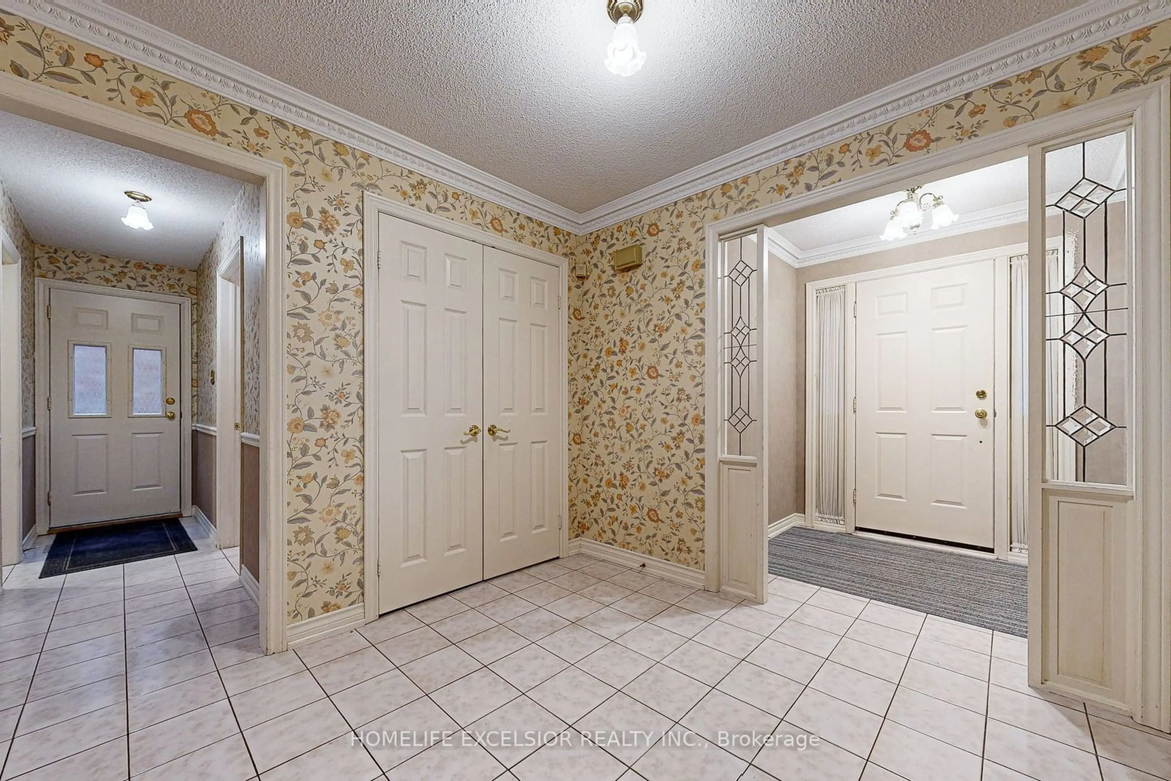 Indoor foyer, unknown floor for 18 Waterwheel St, Markham Ontario L3P 6M4