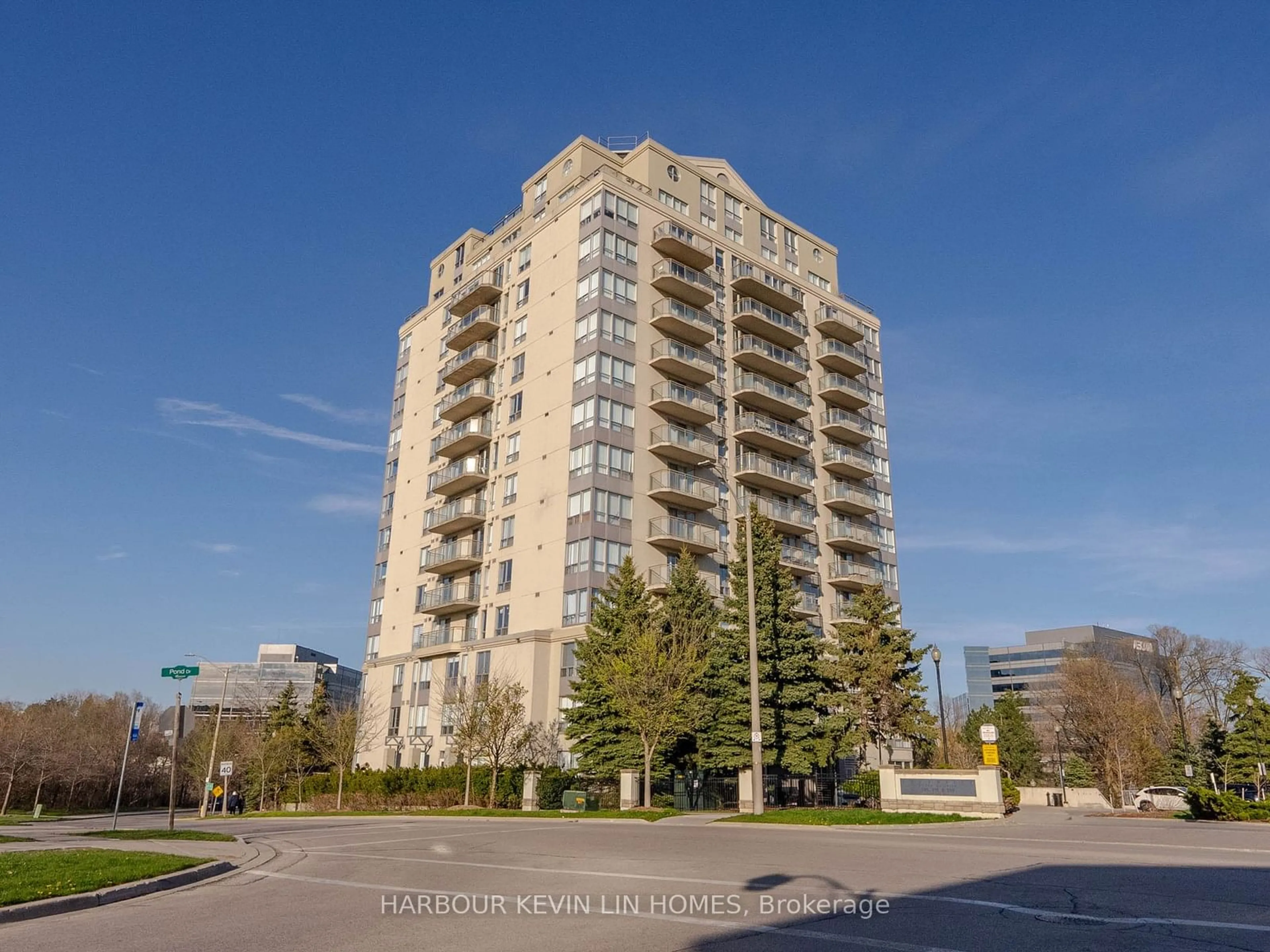 A pic from exterior of the house or condo, the front or back of building for 399 South Park Rd #903, Markham Ontario L3T 7W6