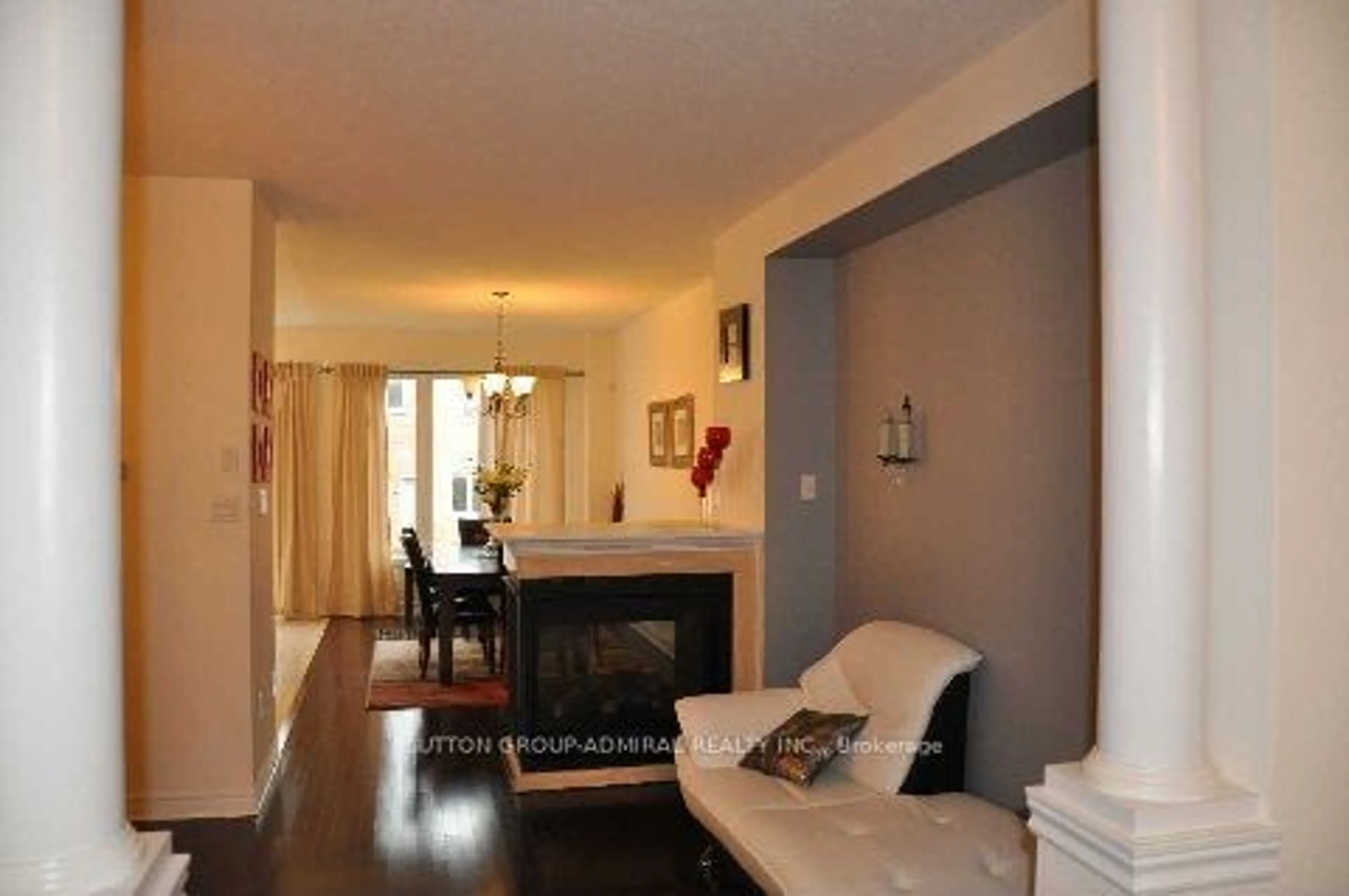 Living room, wood floors for 171 Sir Sanford Fleming Way, Vaughan Ontario L6A 0V4