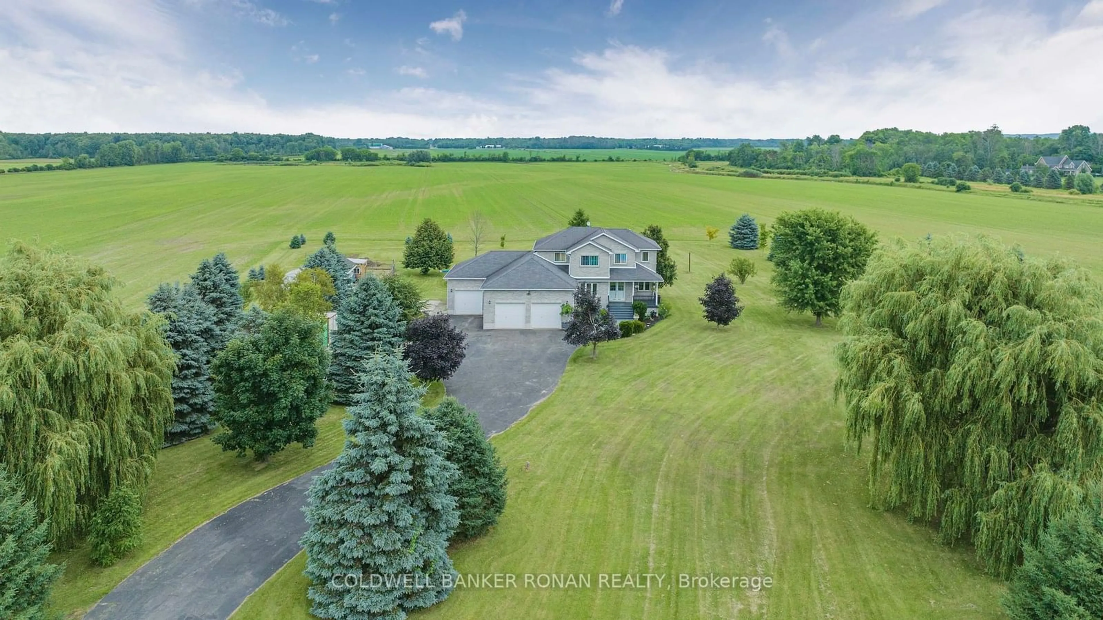 Frontside or backside of a home, the fenced backyard for 3805 Concession 7, Adjala-Tosorontio Ontario L0G 1L0