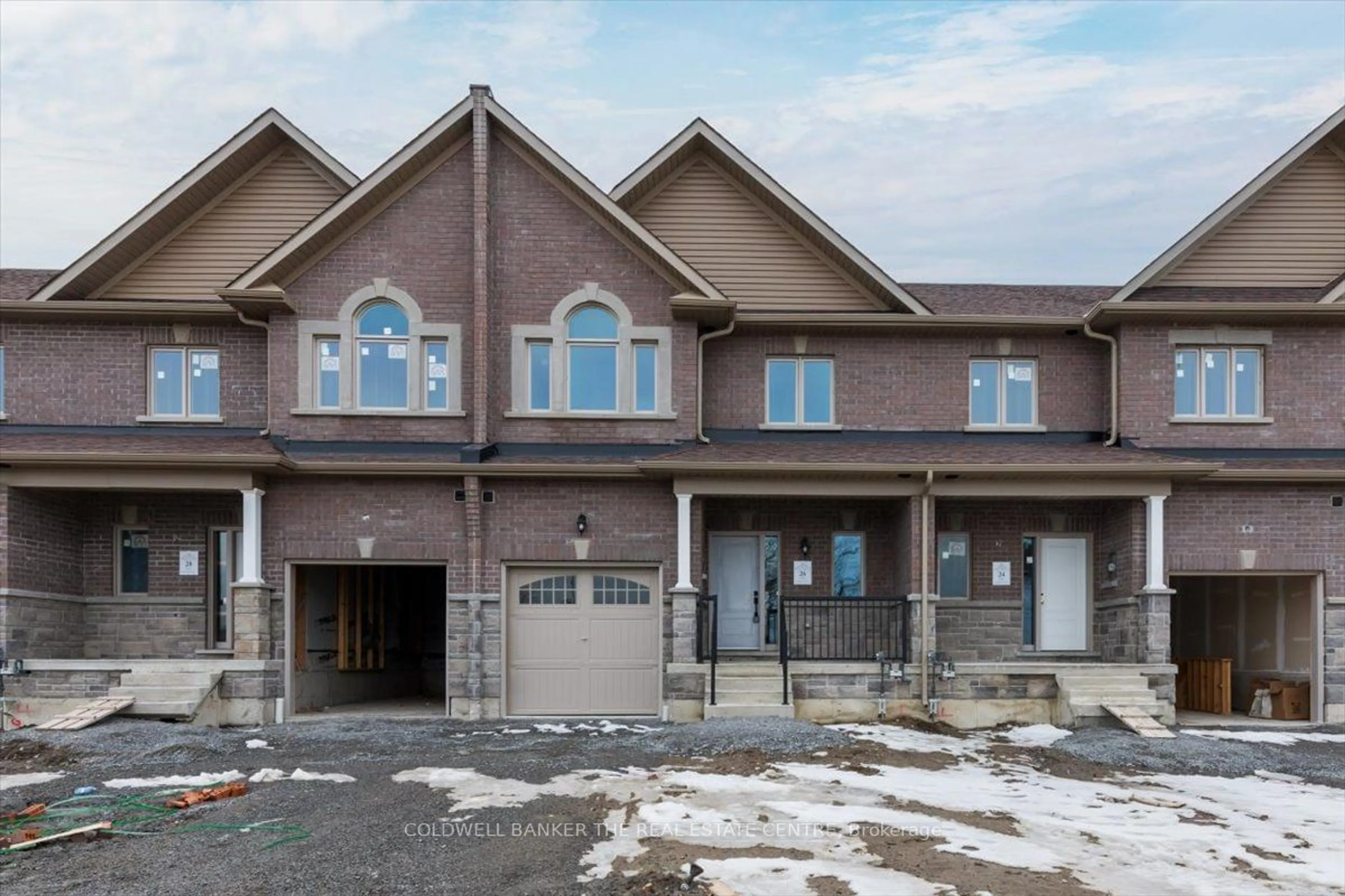 A pic from exterior of the house or condo, the front or back of building for 26 Philip Joseph Lane, Uxbridge Ontario L9S 0S1