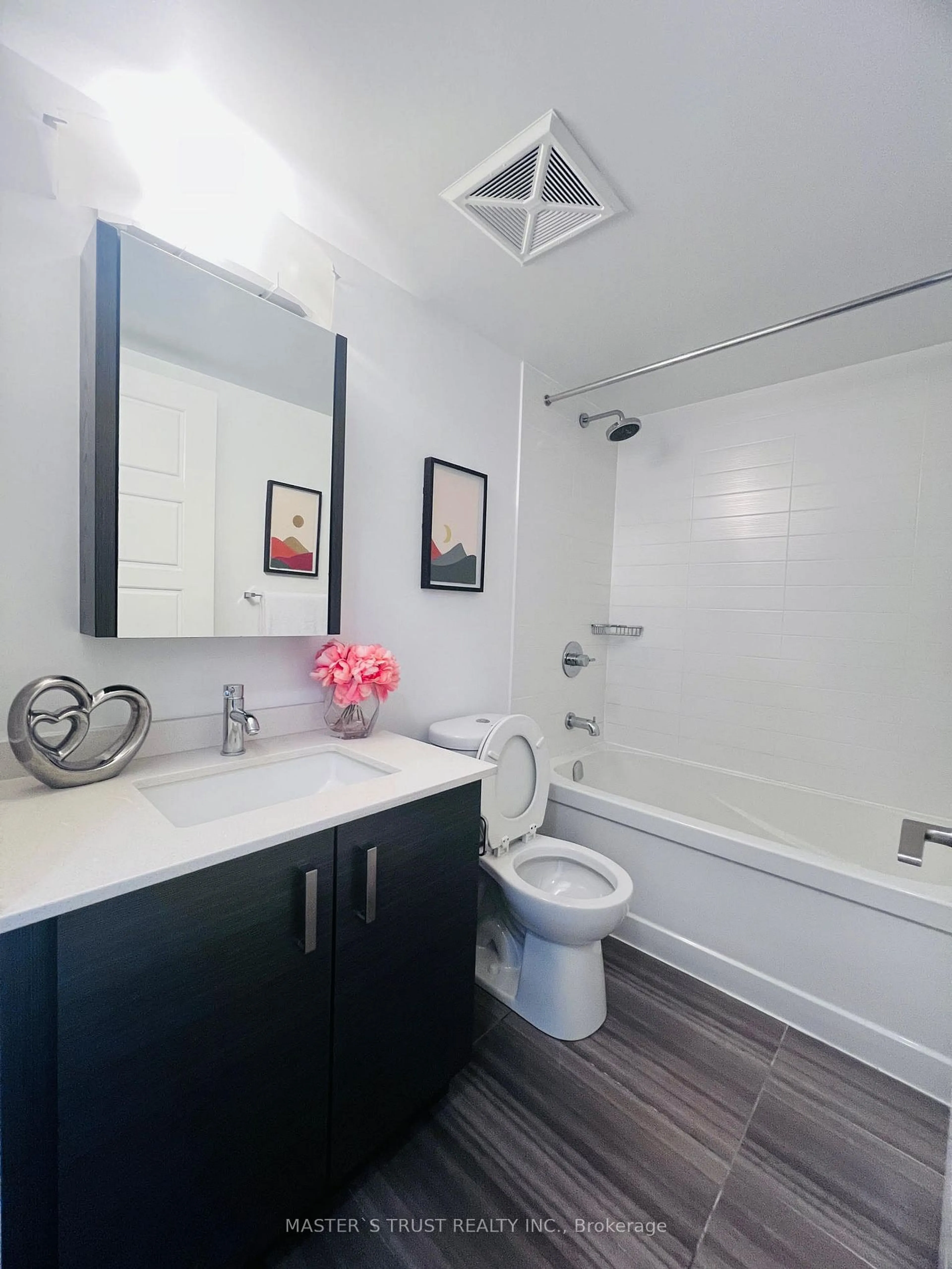 Bathroom, wood floors for 8200 Birchmount Rd #2102, Markham Ontario L3R 9W1