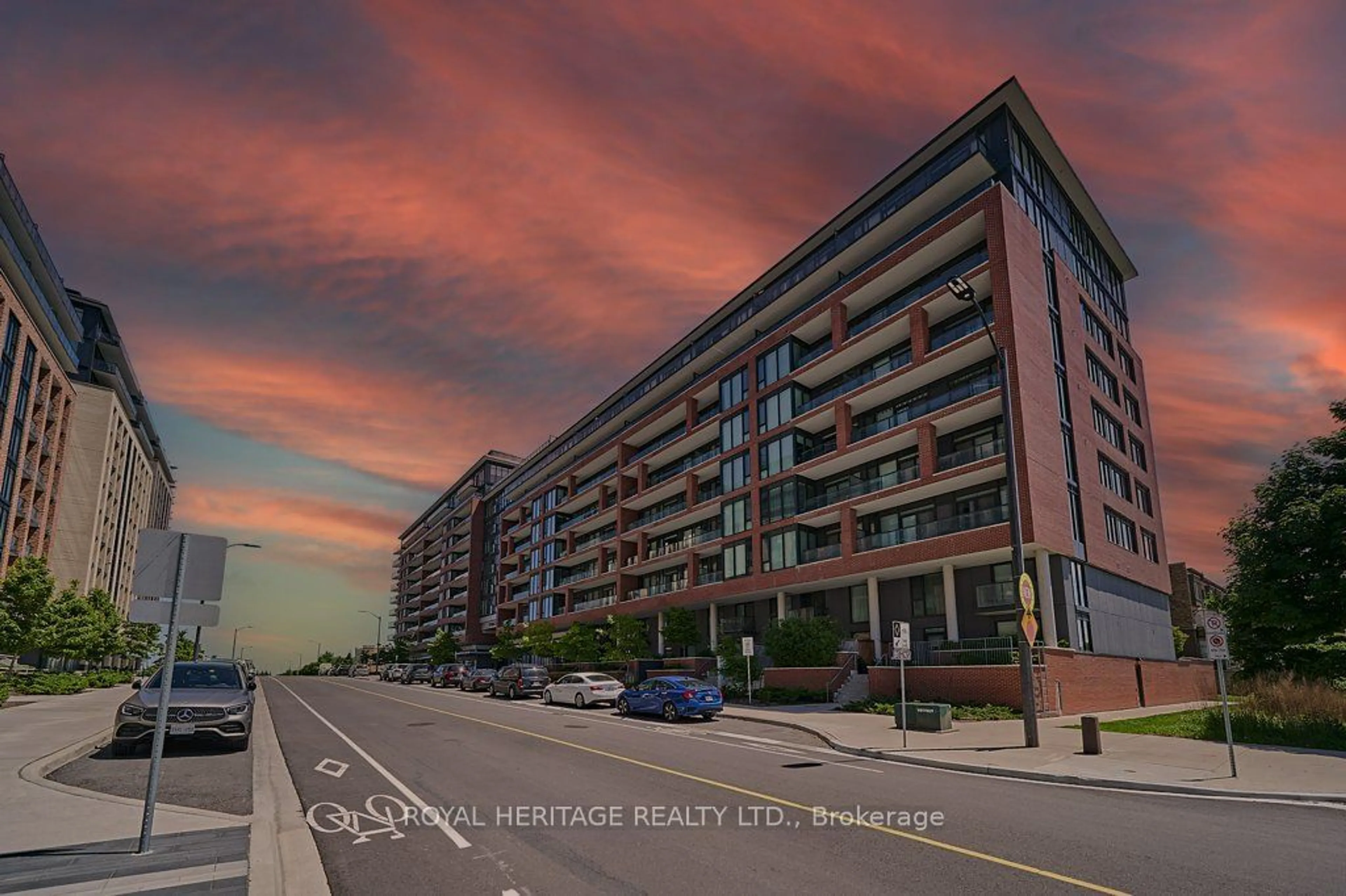 A pic from exterior of the house or condo, the street view for 99 Eagle Rock Way #530, Vaughan Ontario L6A 5A7