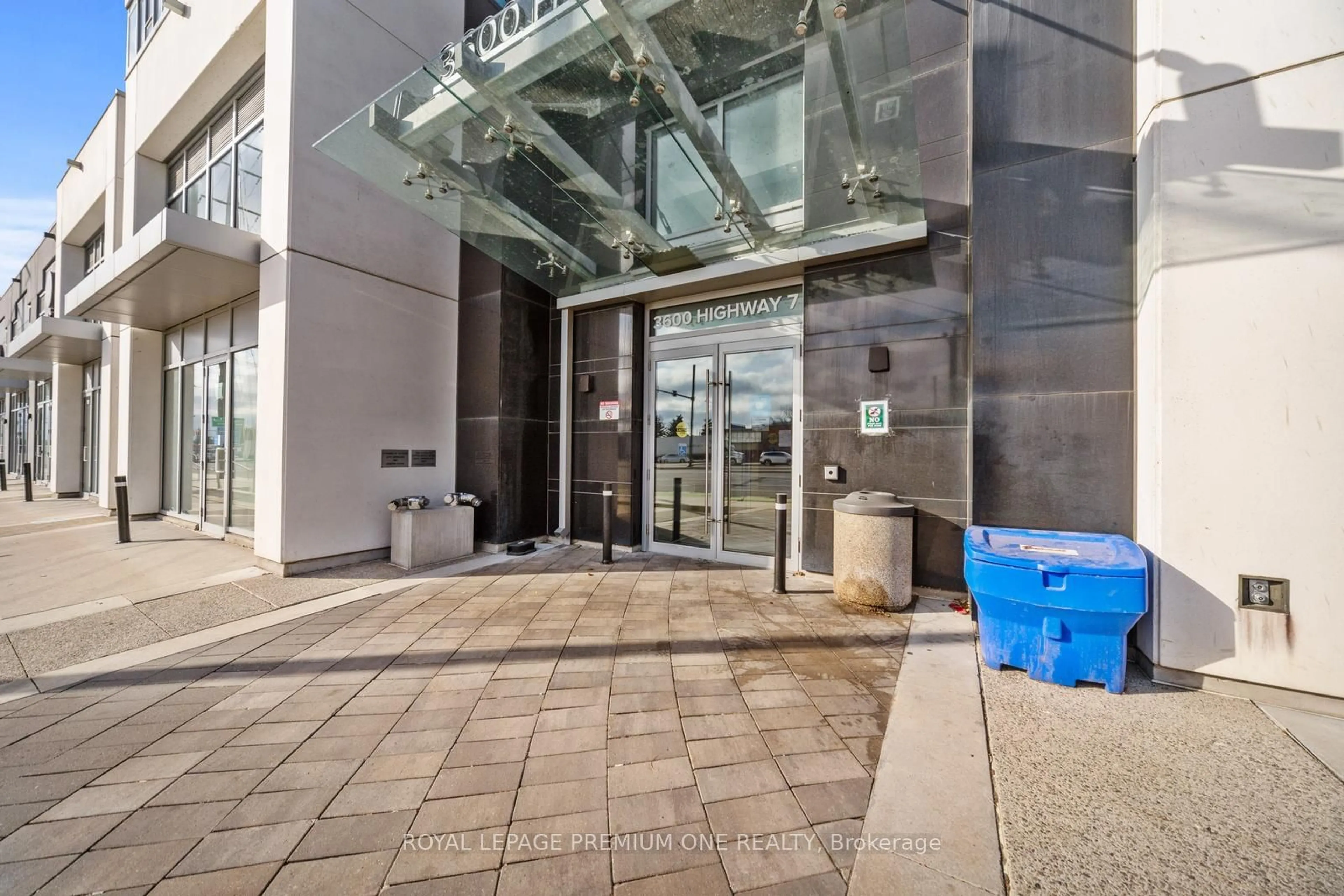 Indoor foyer, unknown floor for 3600 Highway 7 #804, Vaughan Ontario L4L 0G7