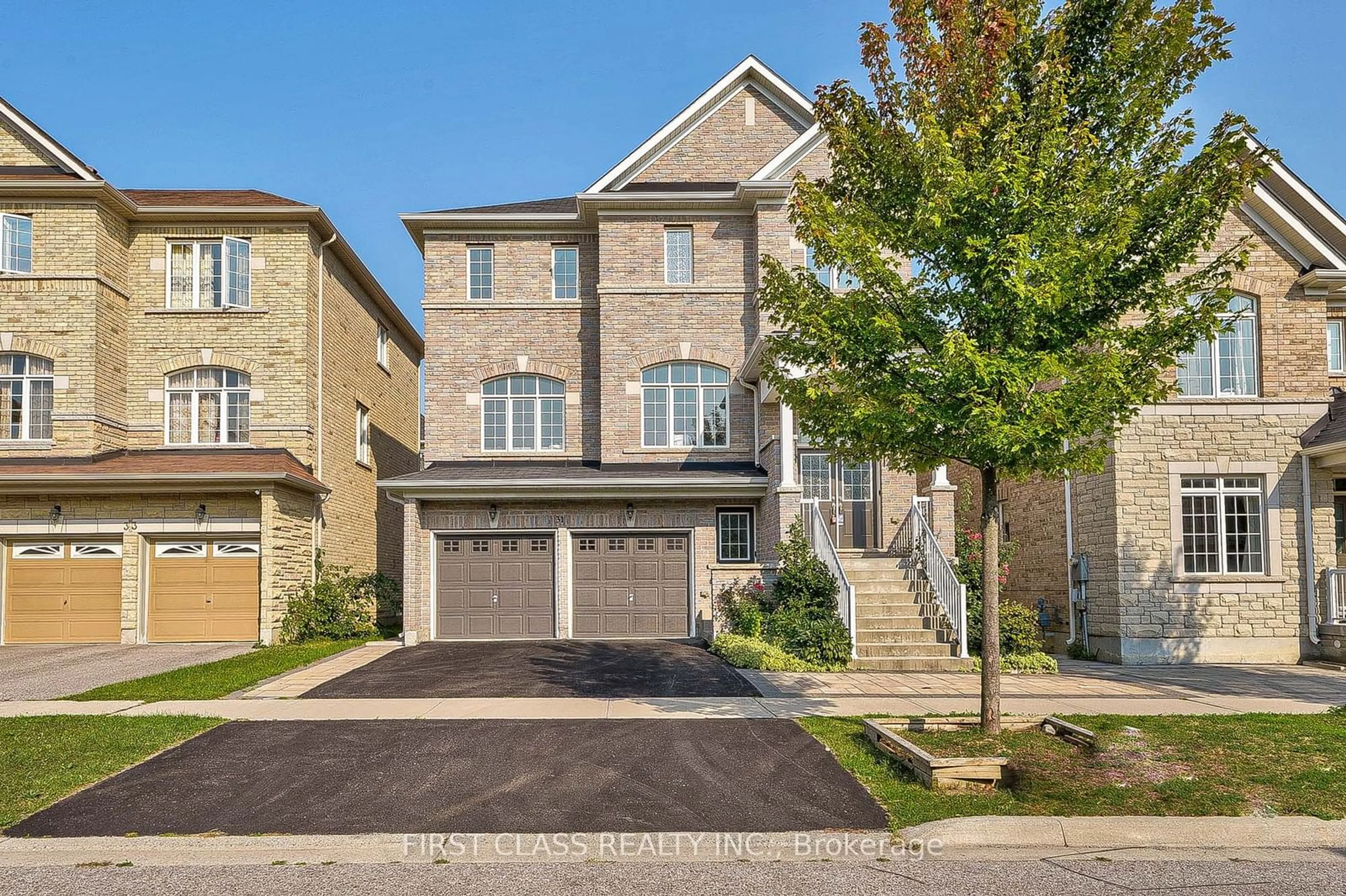 A pic from exterior of the house or condo, cottage for 31 HYACINTH St, Markham Ontario L6E 0E1