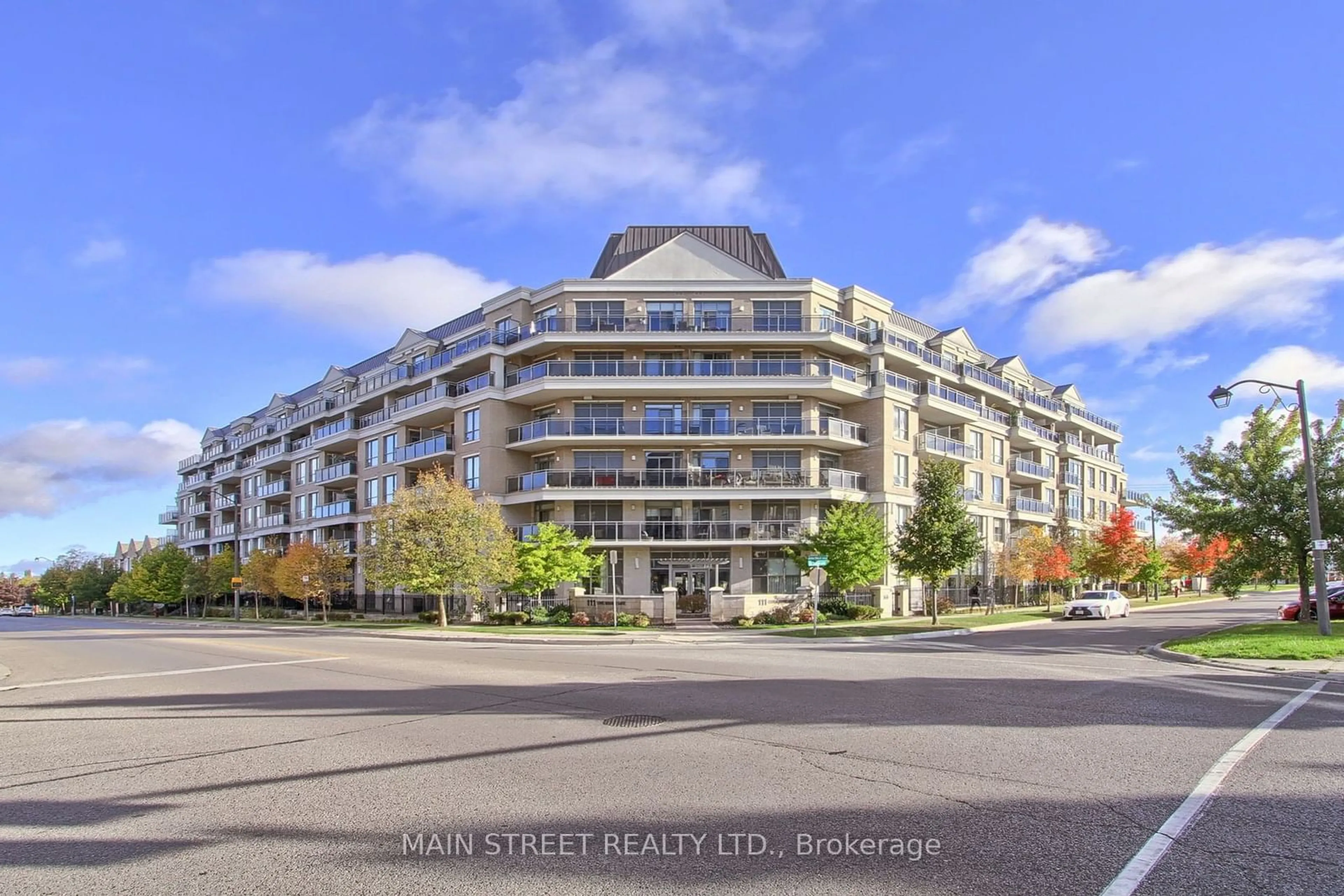 A pic from exterior of the house or condo, the street view for 111 Civic Square Gate #228, Aurora Ontario L4G 0S6