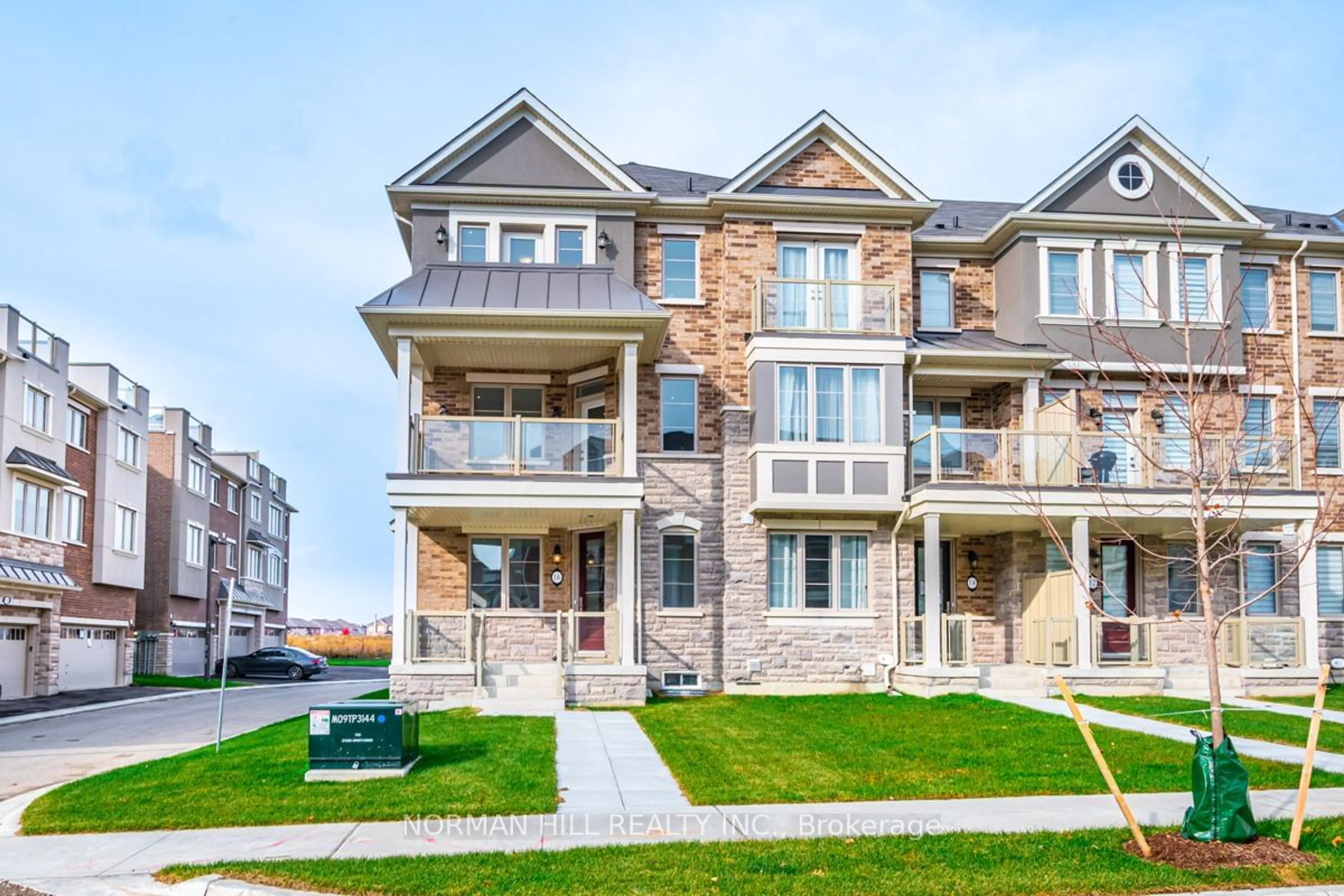 A pic from exterior of the house or condo, the street view for 16 Bruce Boyd Dr, Markham Ontario L6B 1A8