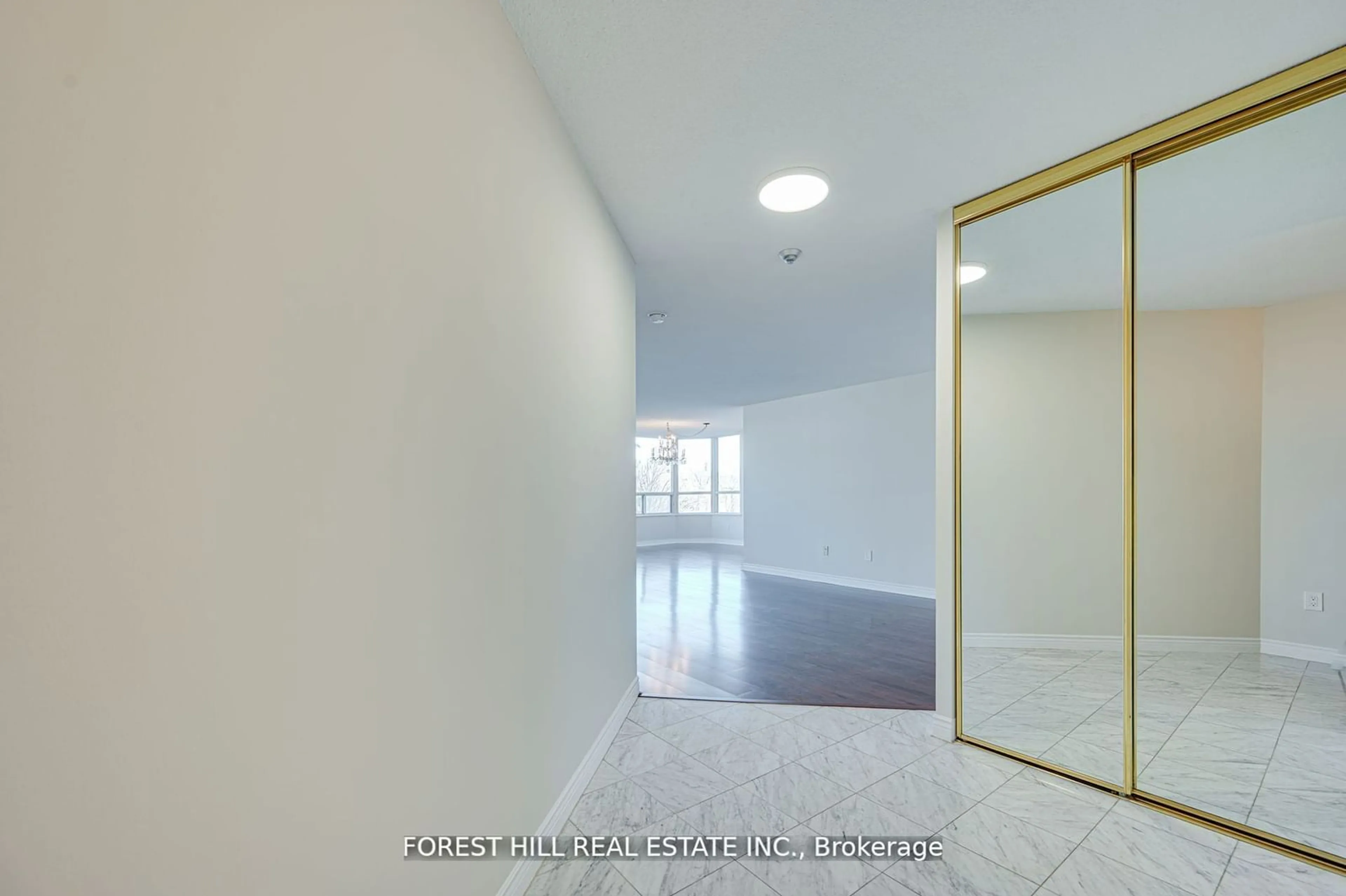 Other indoor space, not visible floor for 7 Townsgate Dr #304, Vaughan Ontario L4J 7Z9