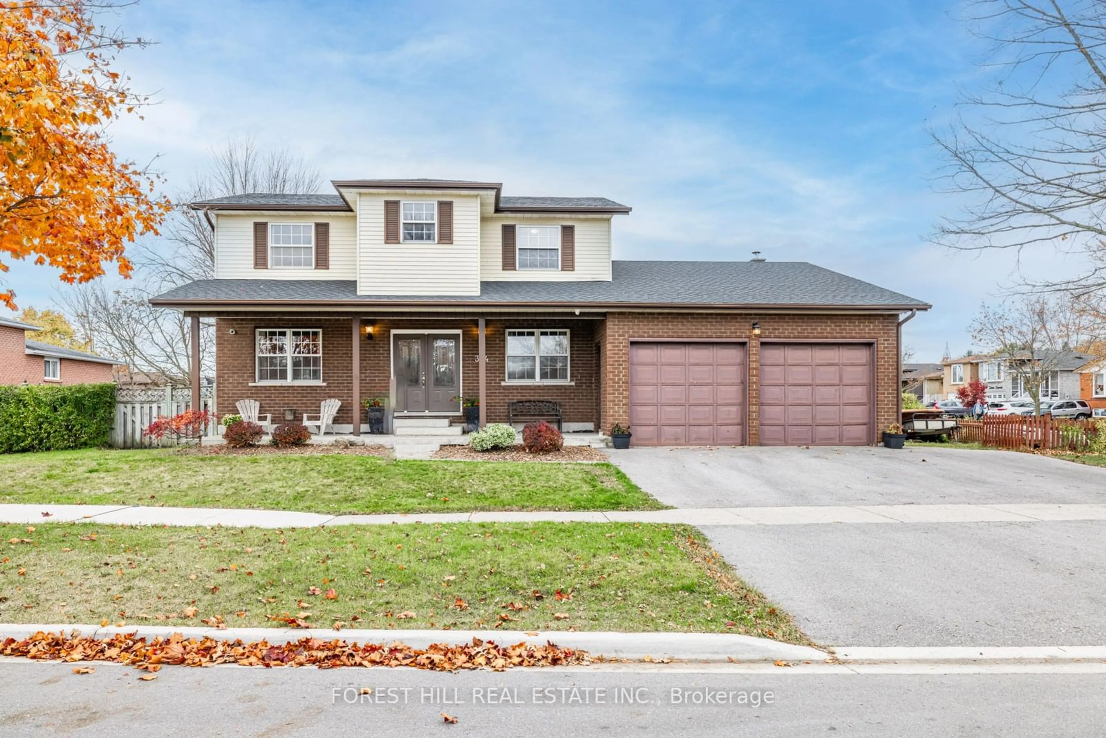 Home with brick exterior material for 334 Parkwood Ave, Bradford West Gwillimbury Ontario L3Z 2E4