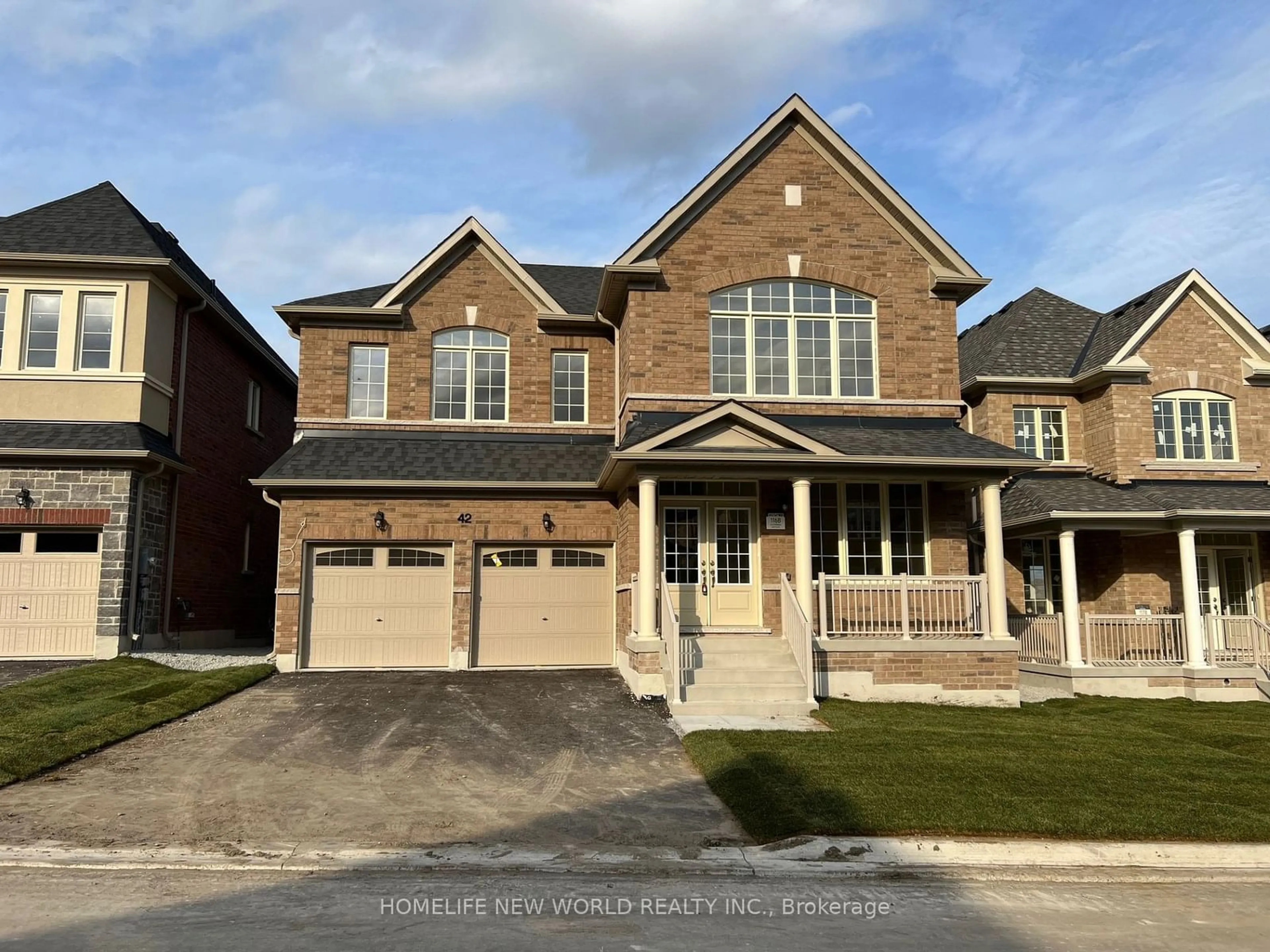 Frontside or backside of a home, the street view for 42 Faimira Ave, Georgina Ontario L4P 0S5