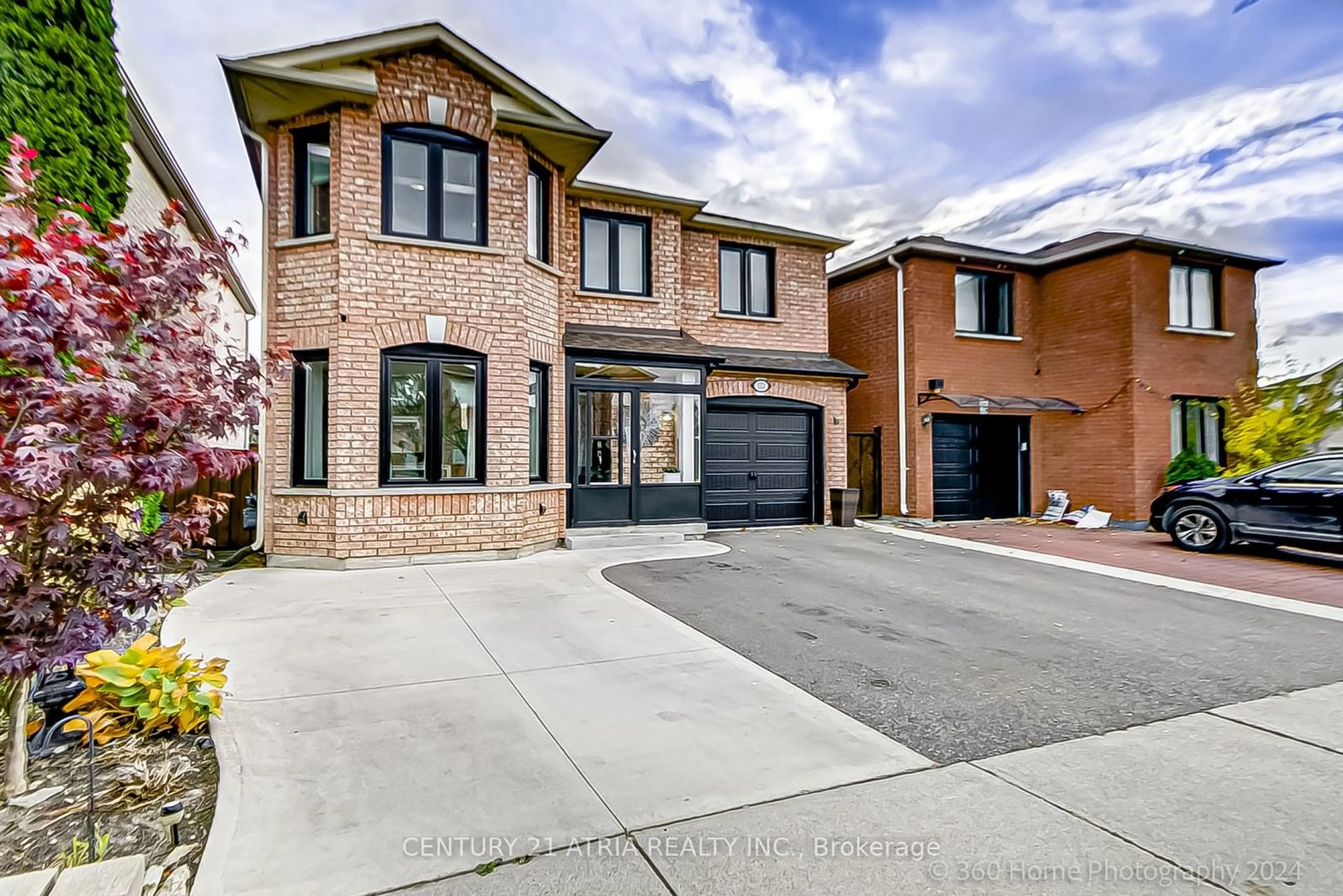 Home with brick exterior material for 122 Denton Circ, Vaughan Ontario L6A 2N2